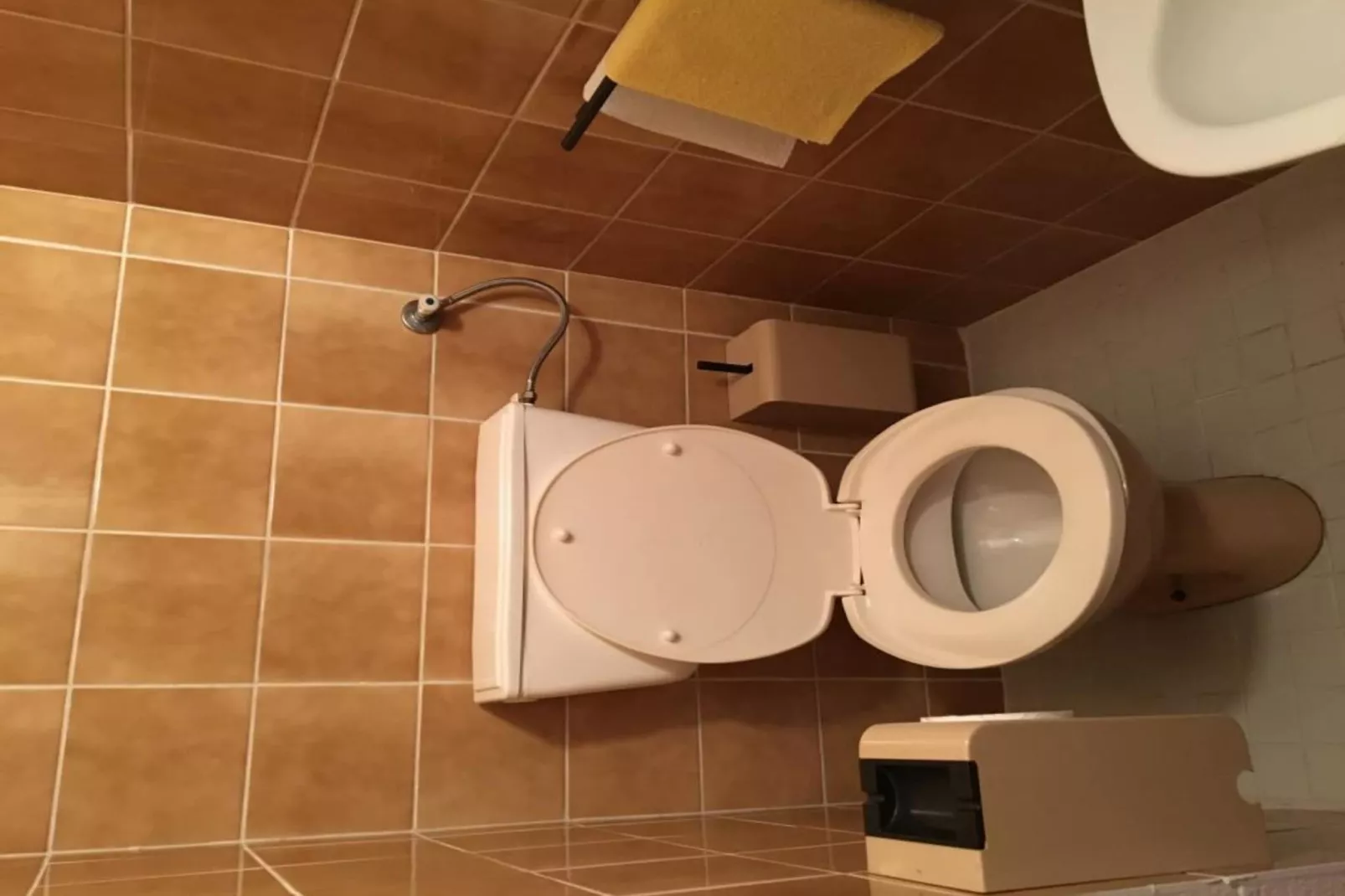 Comfortable Budva Rooms with Easy Access to Sveti Stefan - Triple Room 5-Bathroom