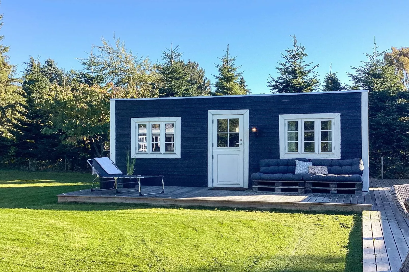 4 Sterne Ferienhaus in Væggerløse-Im Freien