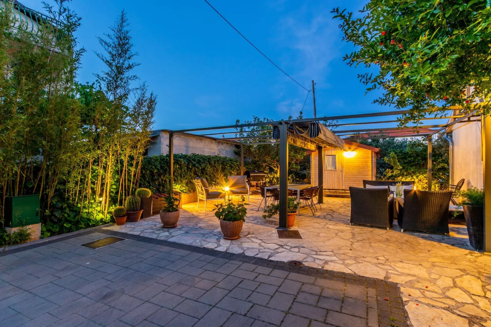 Two-Bedroom Holiday Home With Pool-Im Freien