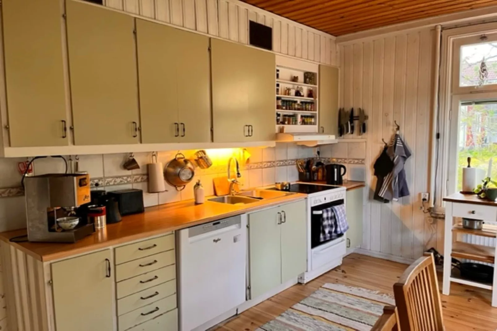 Historic Country Home in Alberga-Indoor