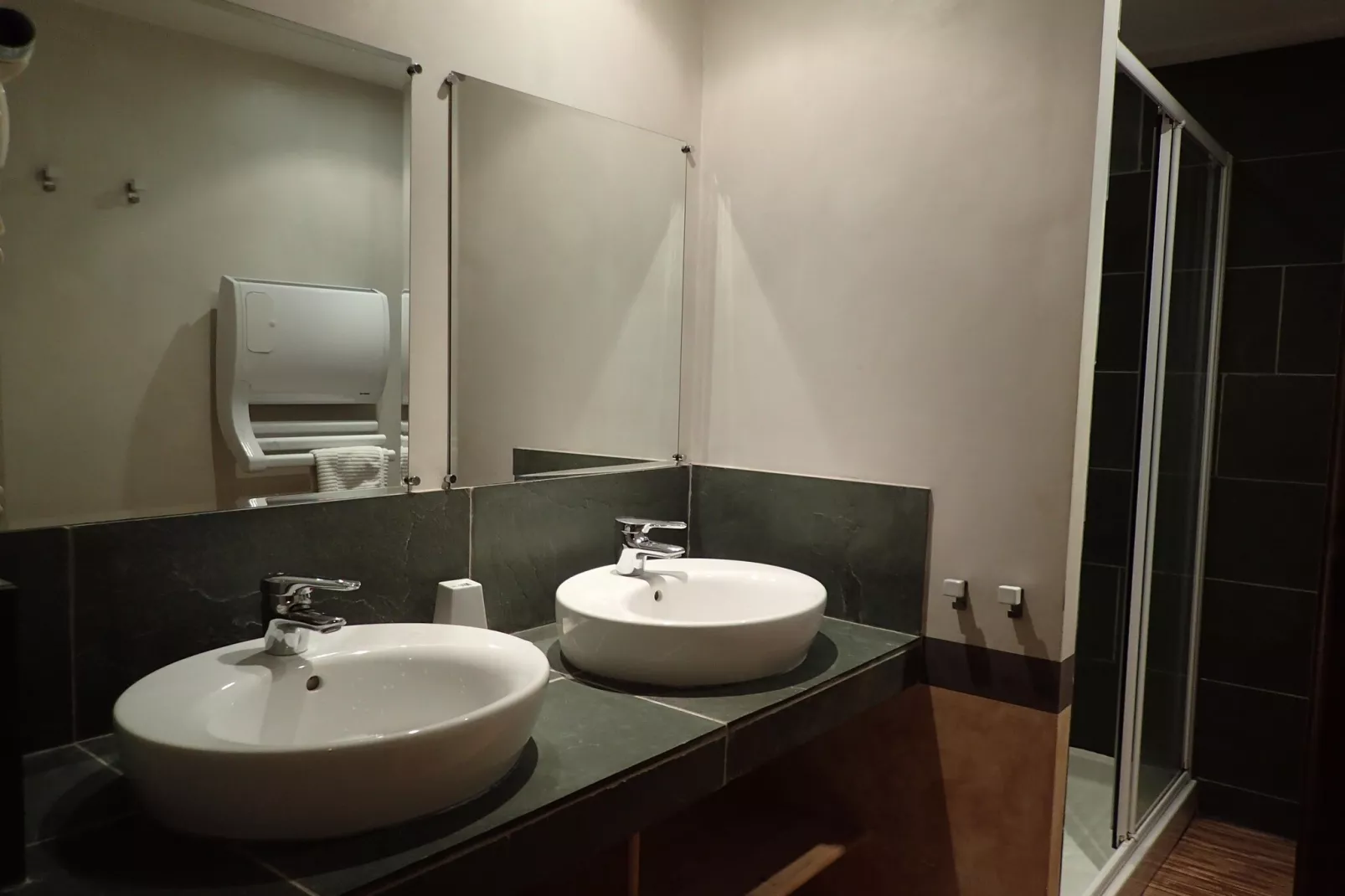 Gite du Pantouquet-Bathroom