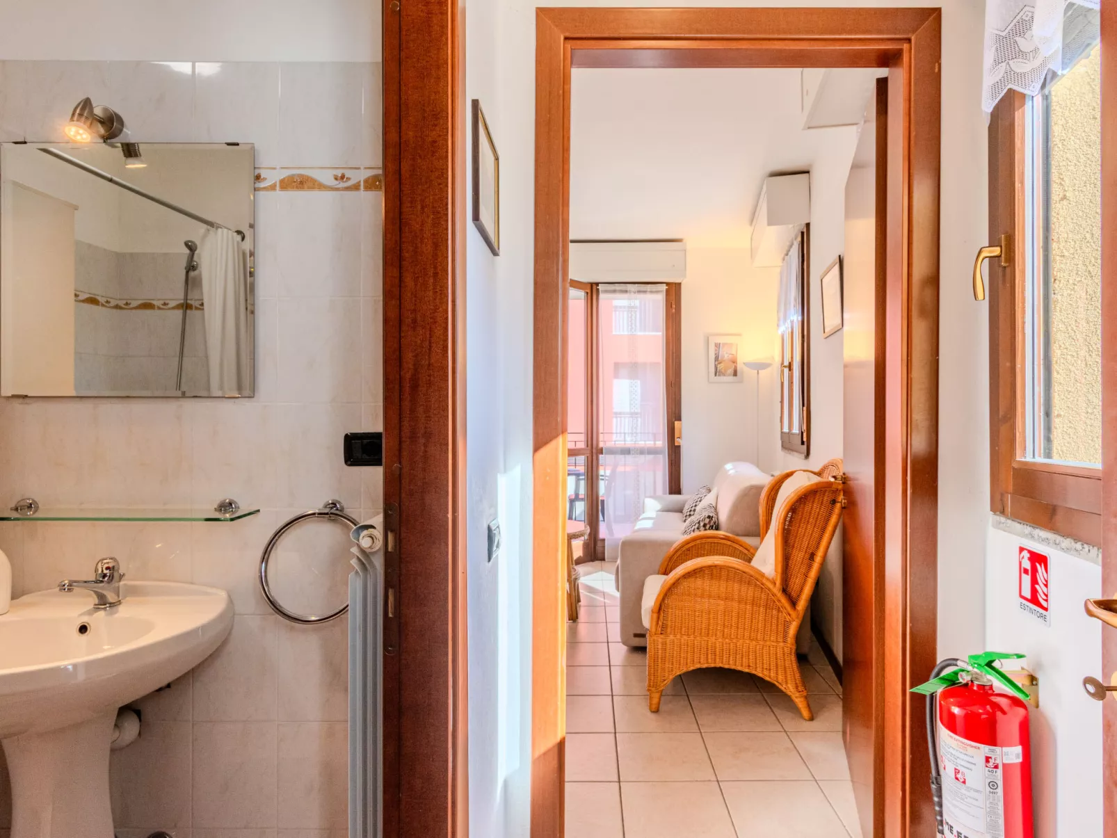 Villaggio Lago di Como-Inside