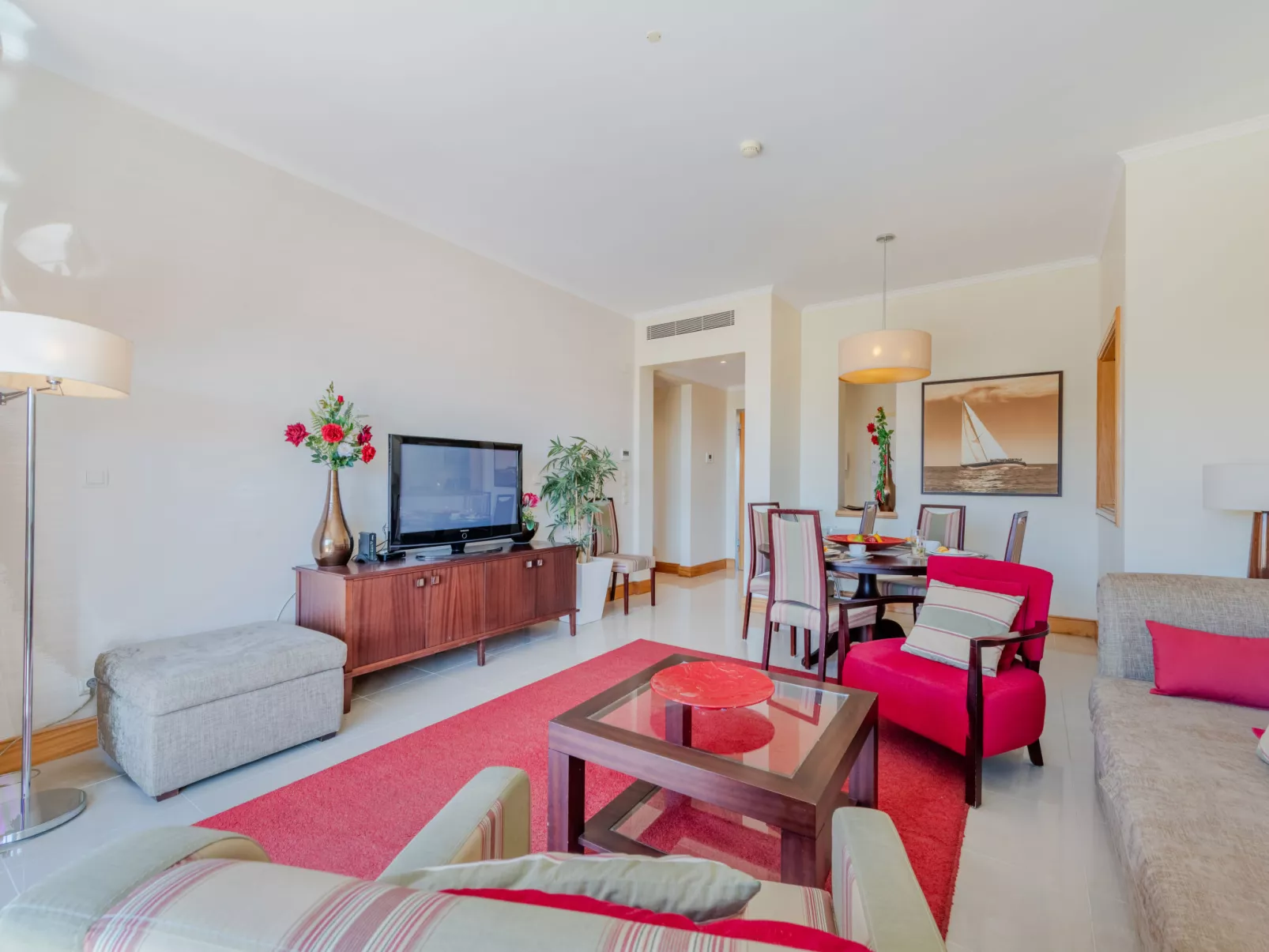 The Residence at Victoria-Inside