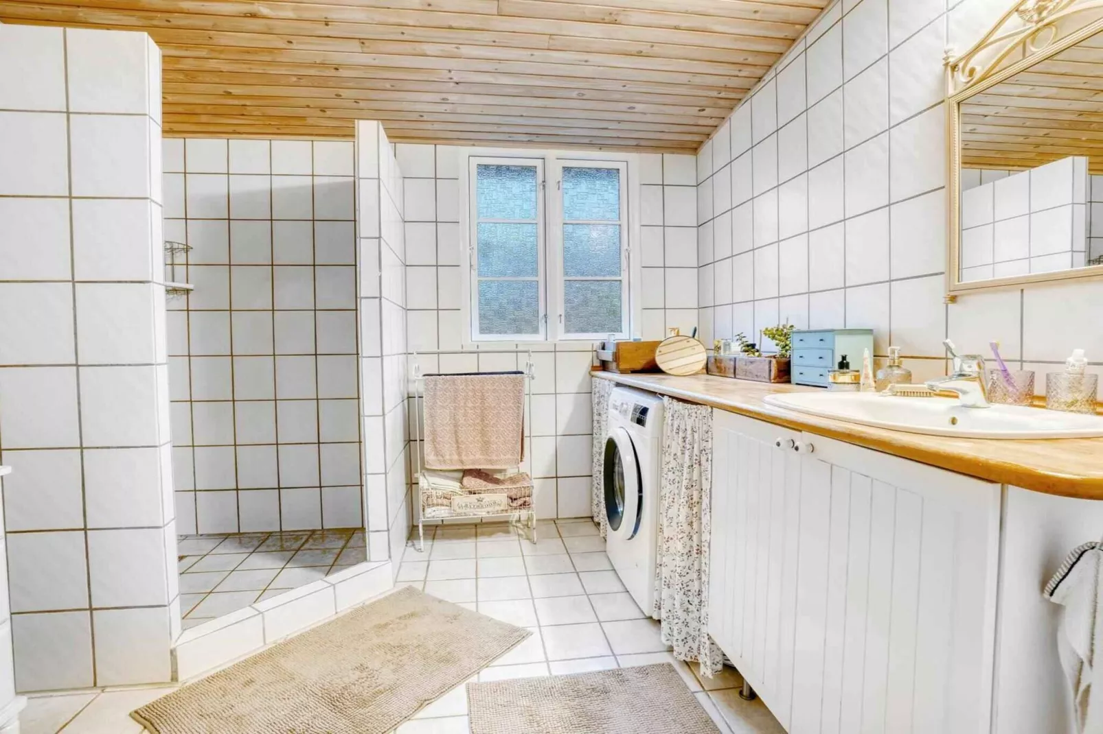 5 star holiday home in Dronningmølle-Indoor