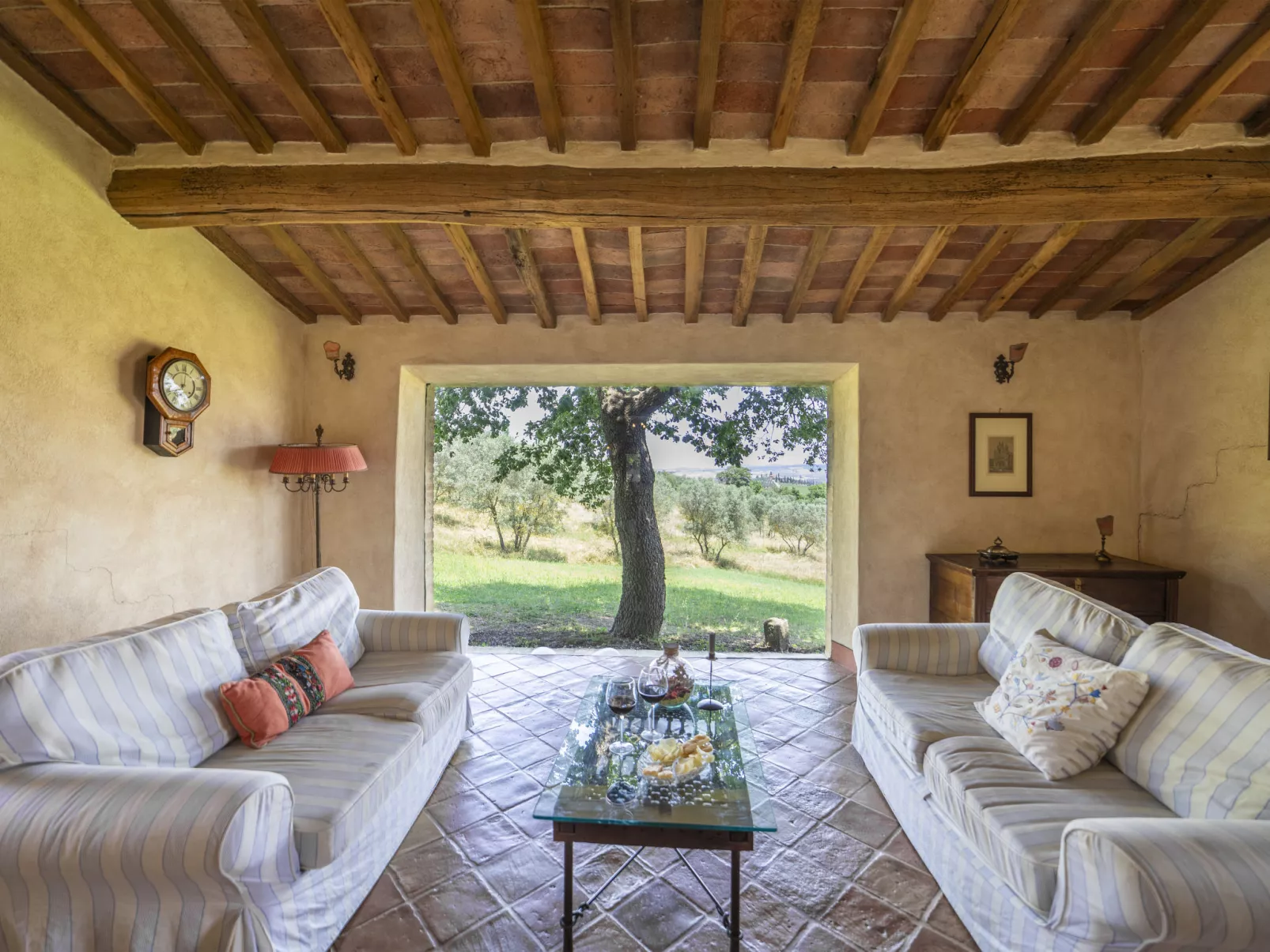 Casa Frati-Inside