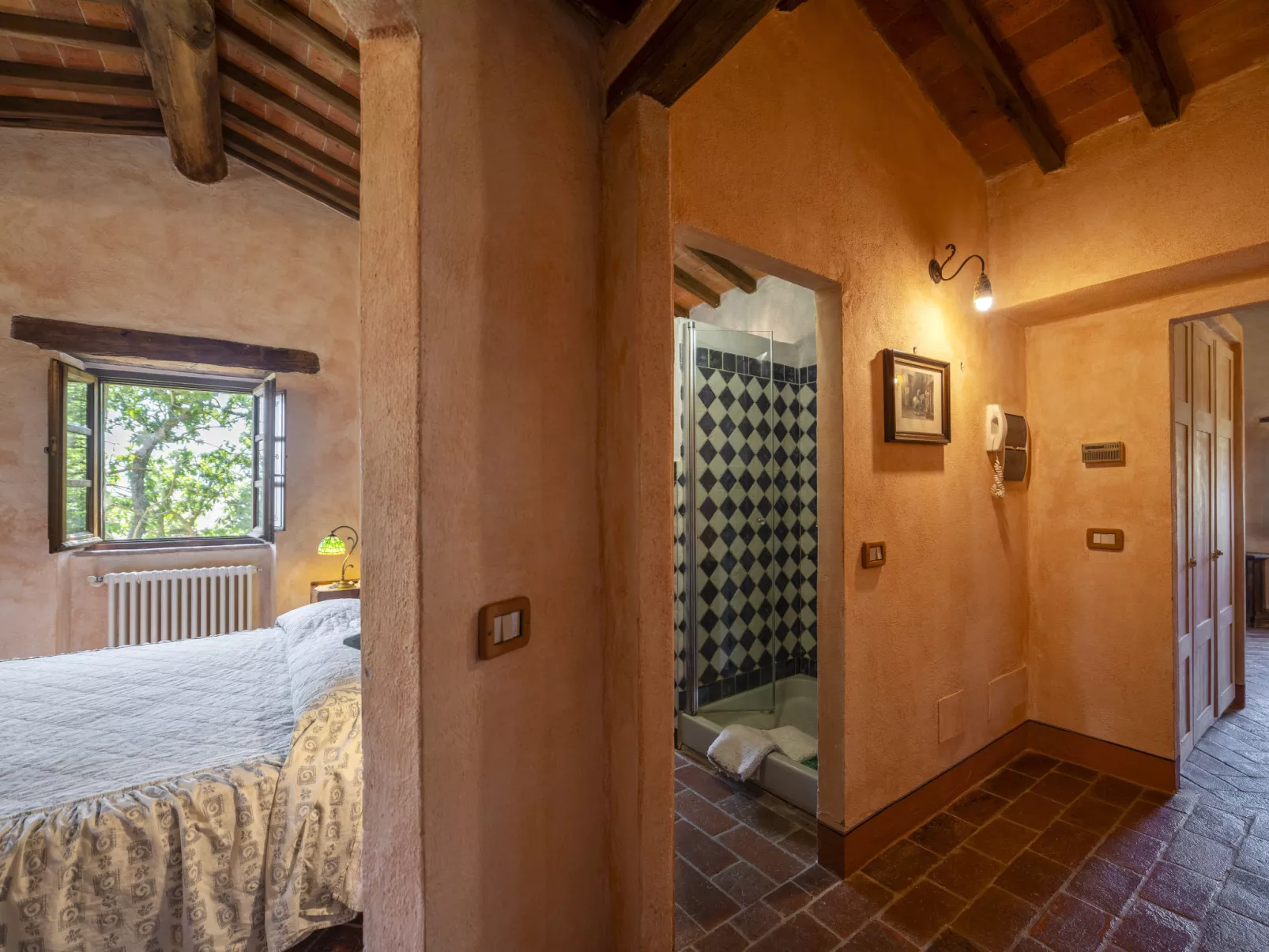 Casa Frati-Inside