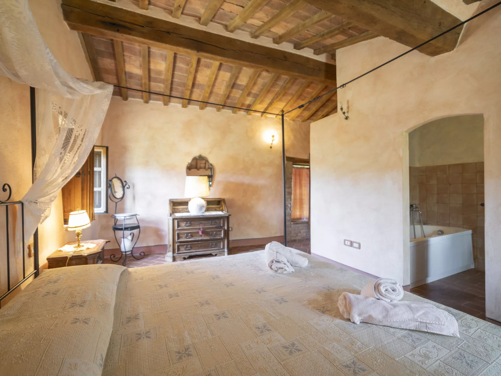 Casa Frati-Inside