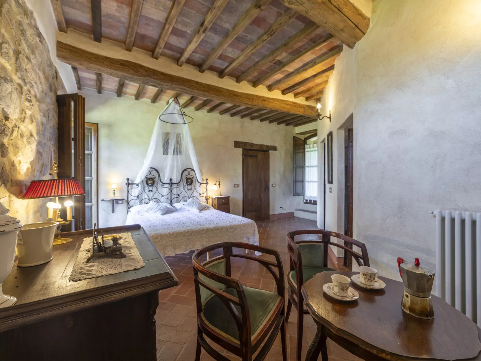 Casa Frati-Inside