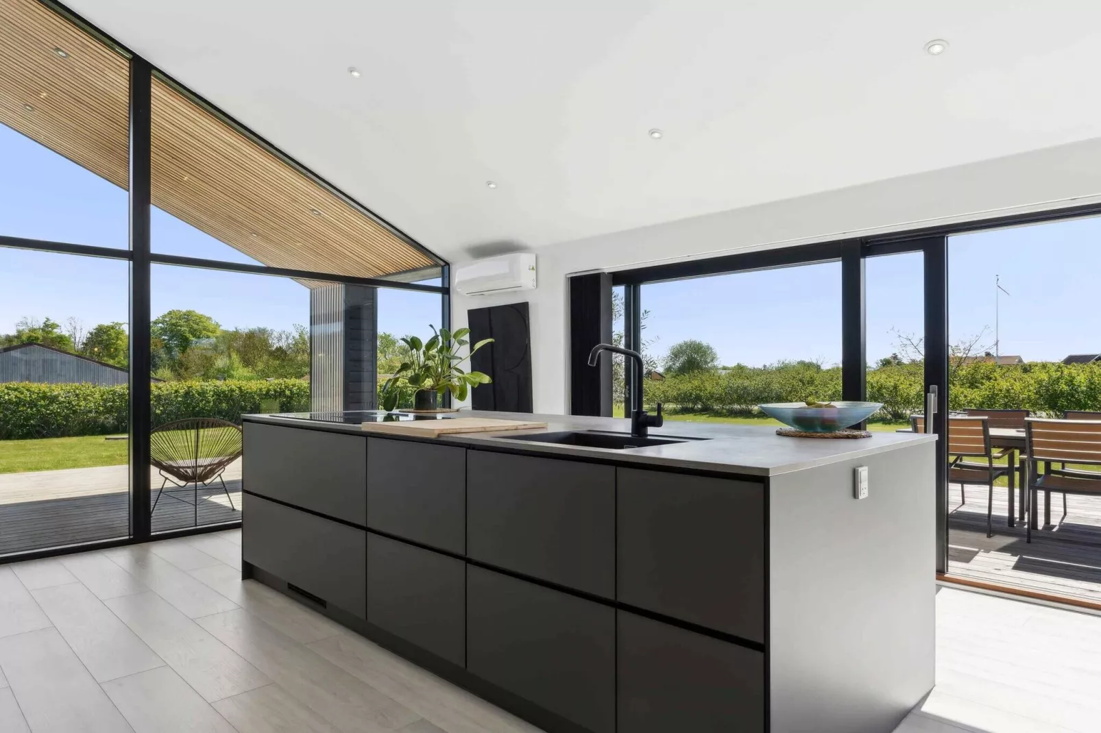 5 star holiday home in Humble-Indoor