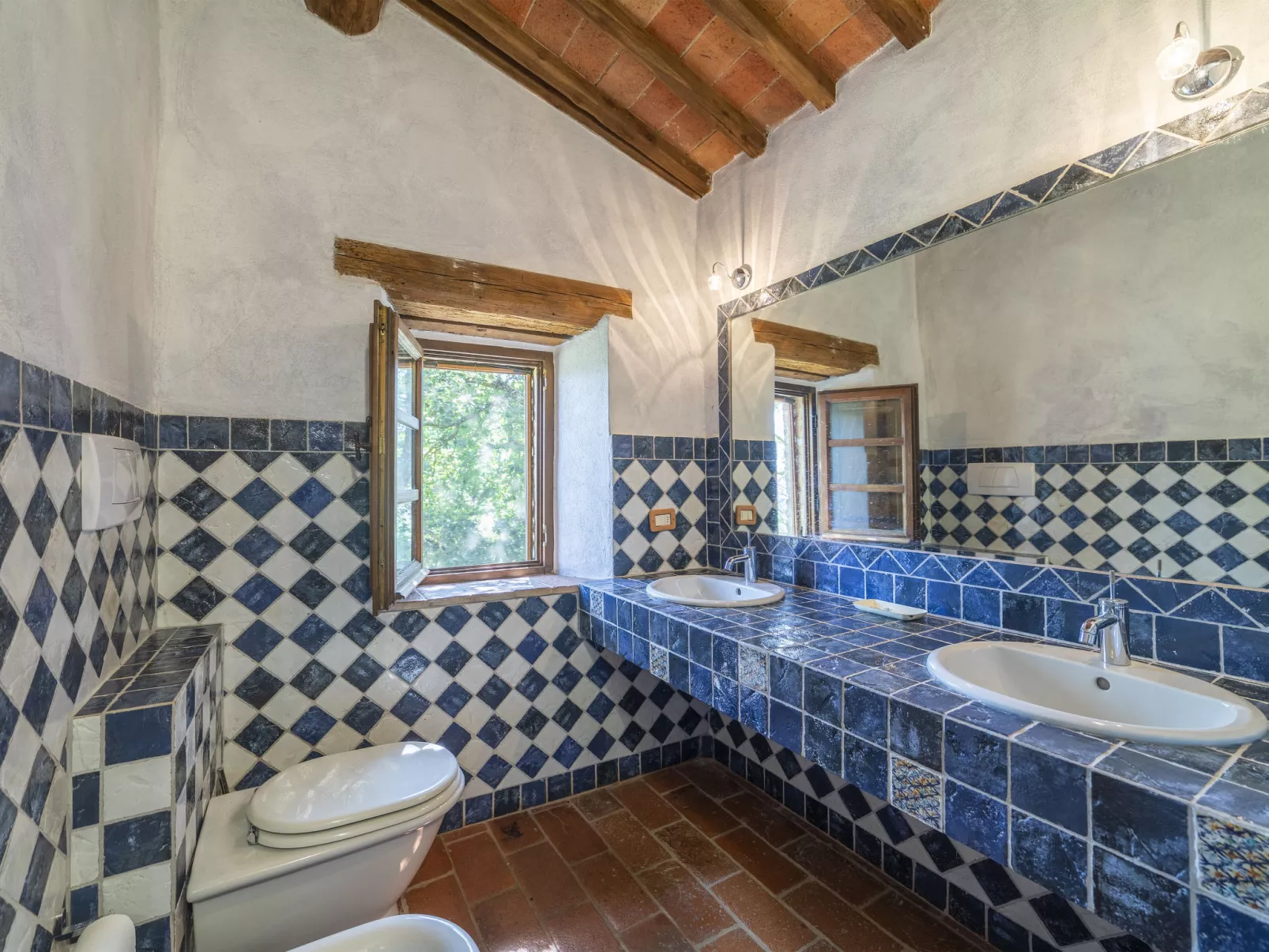 Casa Frati-Inside