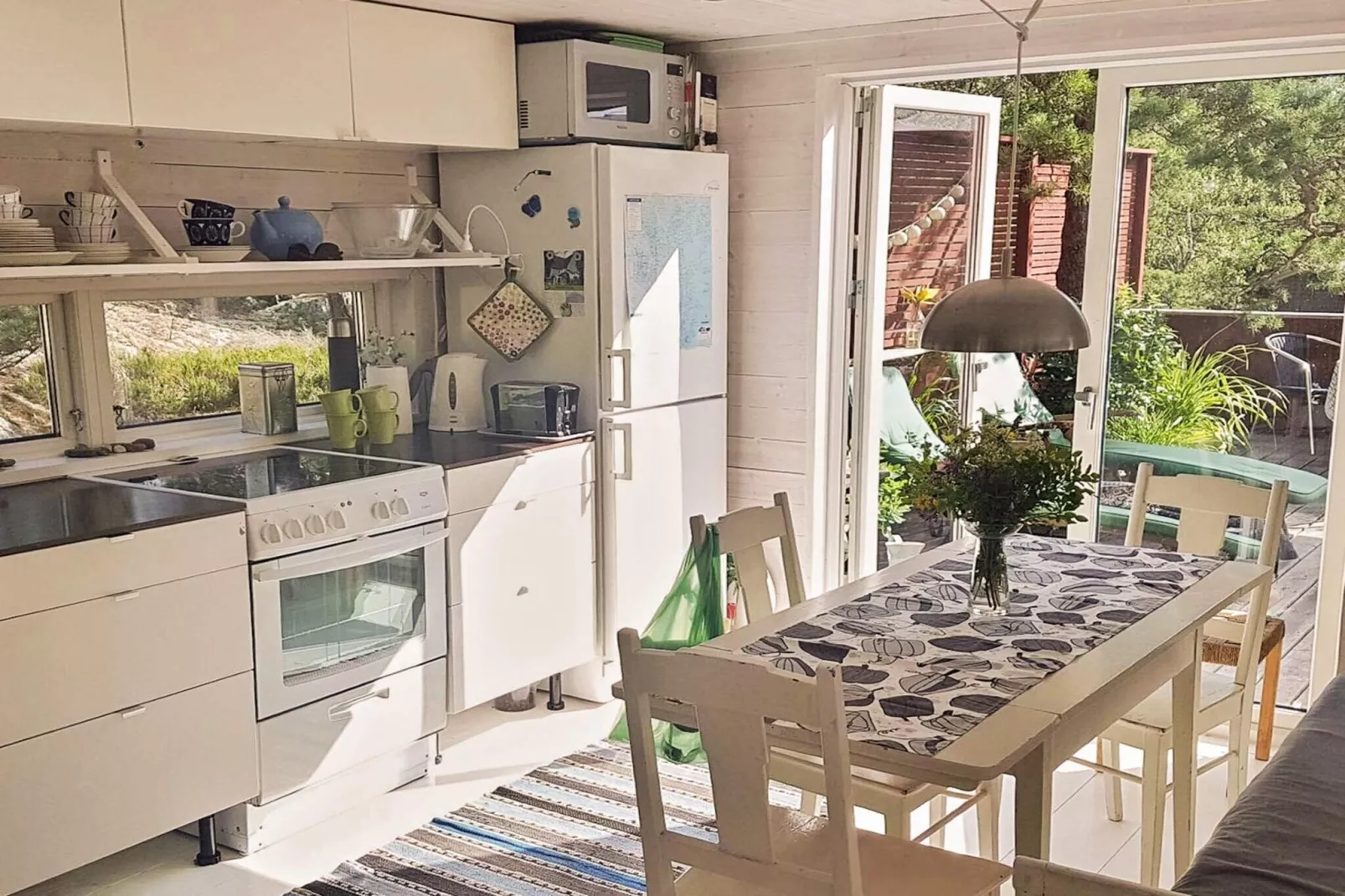 Friedliches Inselhaus in Meeresnähe-Innenbereich