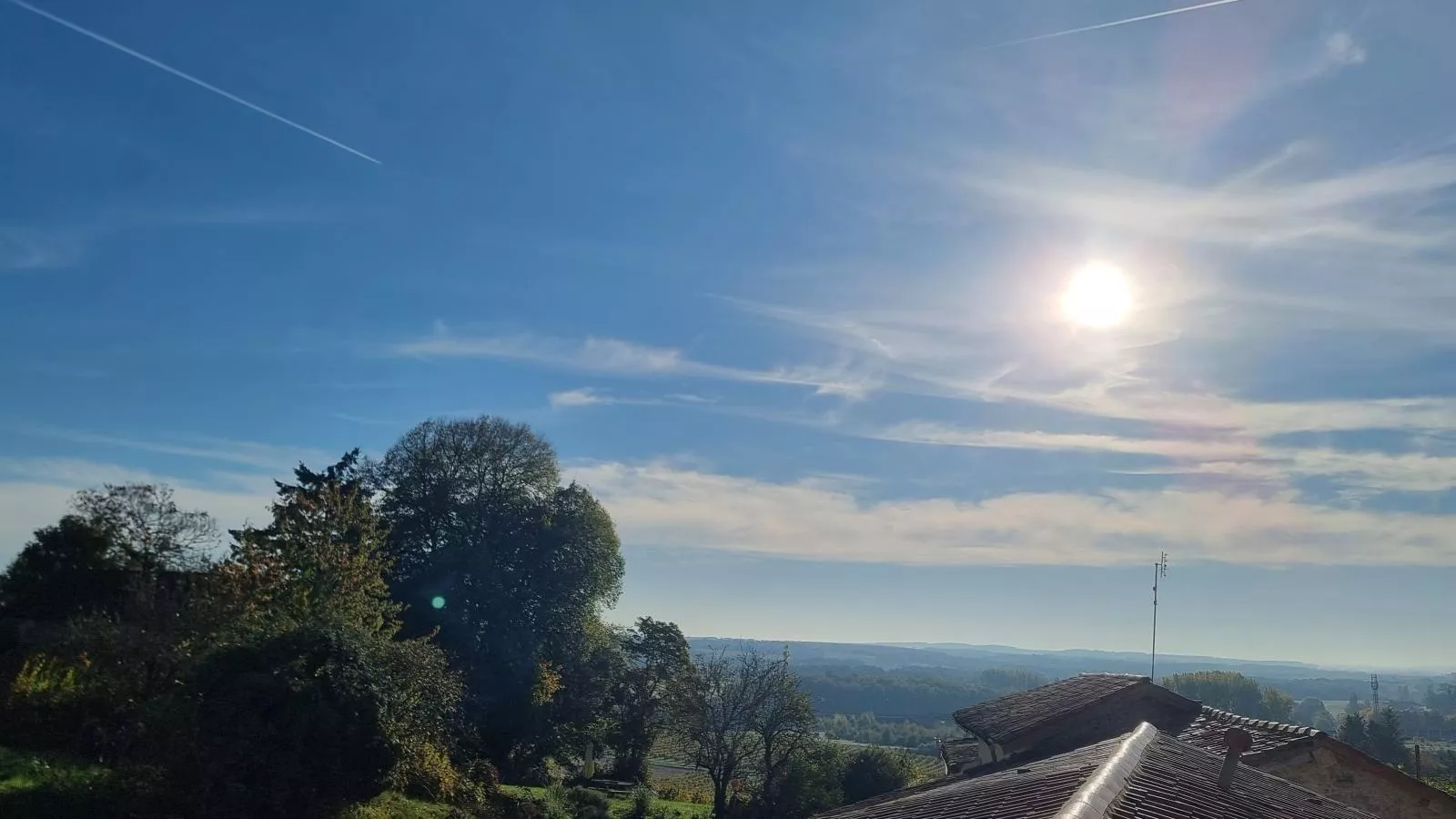 La Nit de la Fontaine-Aussicht Sommer