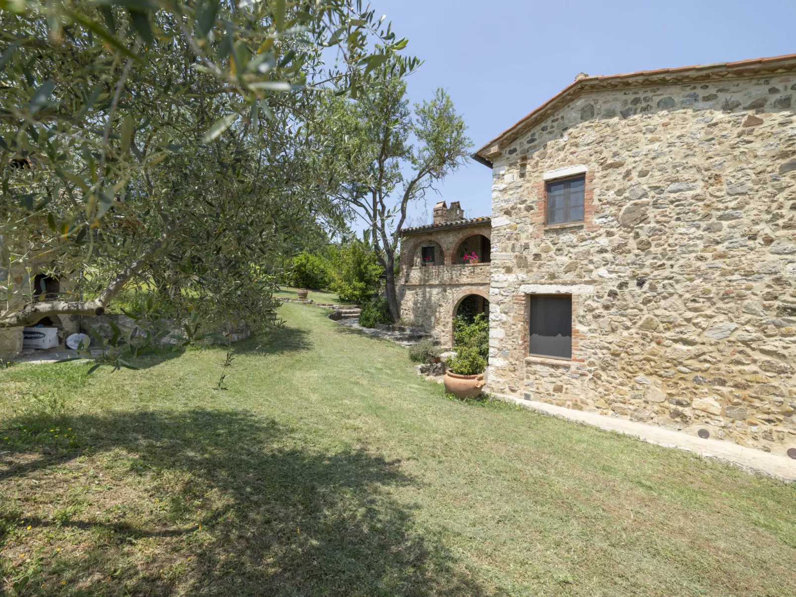 Casa Frati-Outside