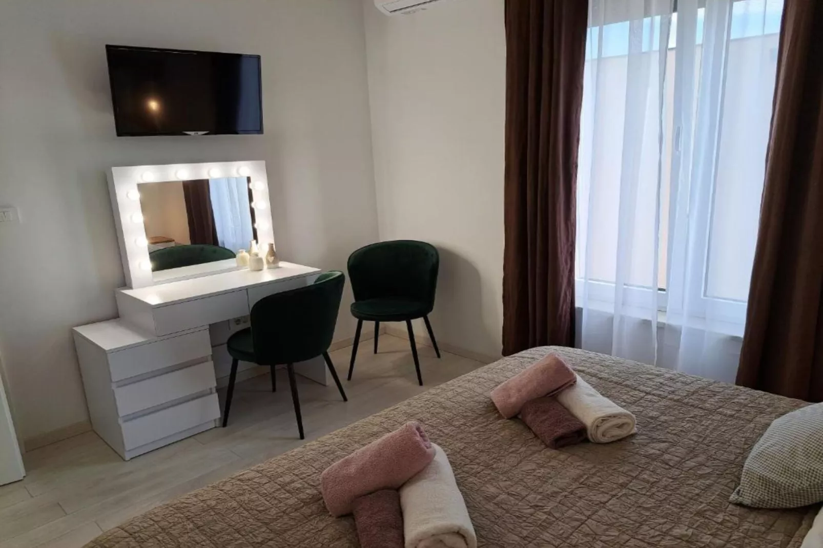 Villa With Pool-Bedroom