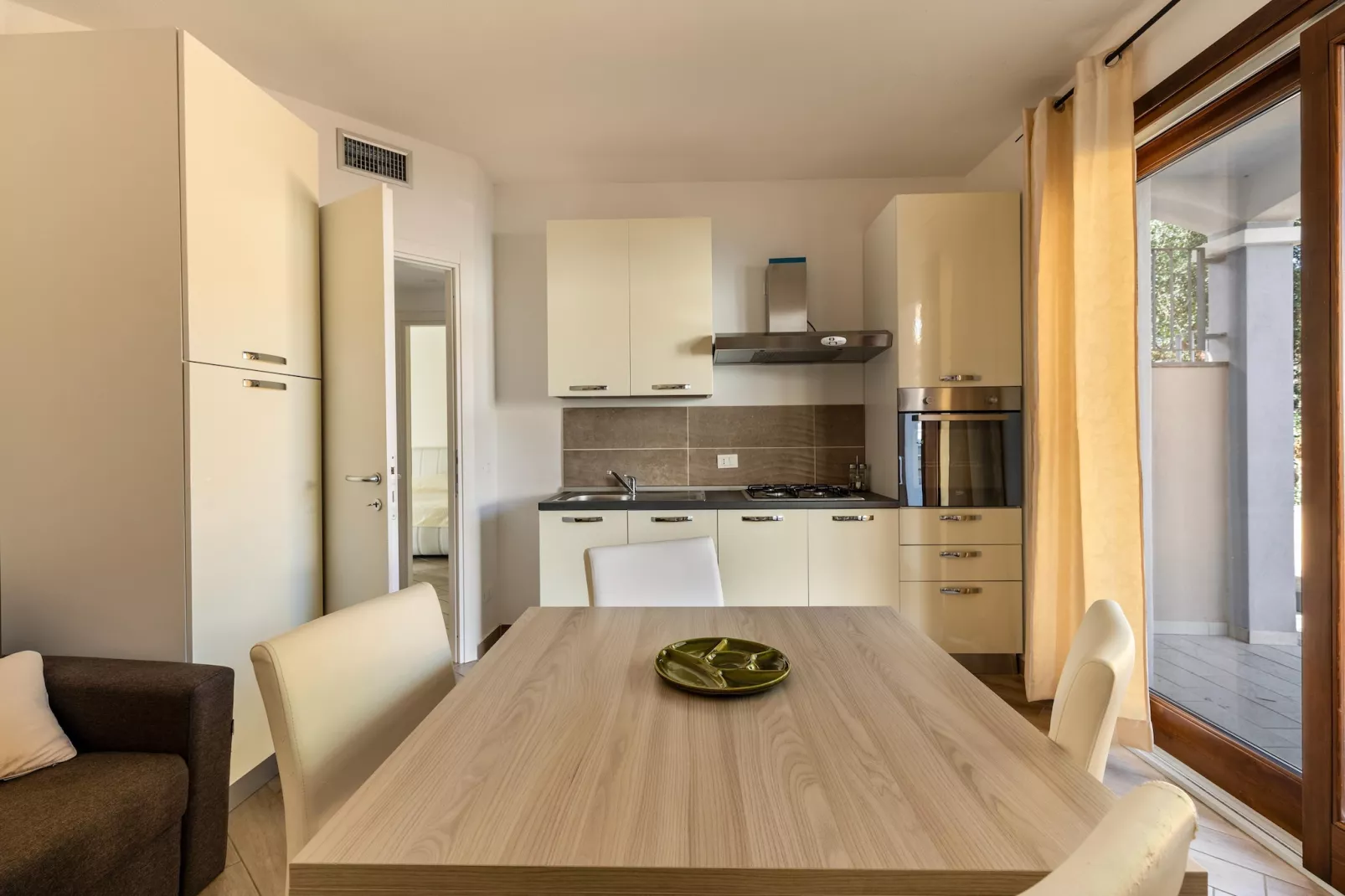 TRILO 2 MAREBLU PT-Dining room