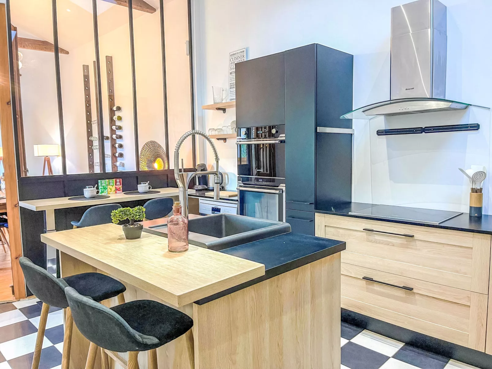 Côté Bassin-Drinnen