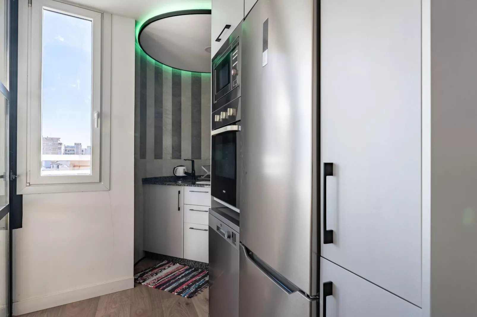 CT 353 - Faro's Torremolinos City Tower 2-Cuisine