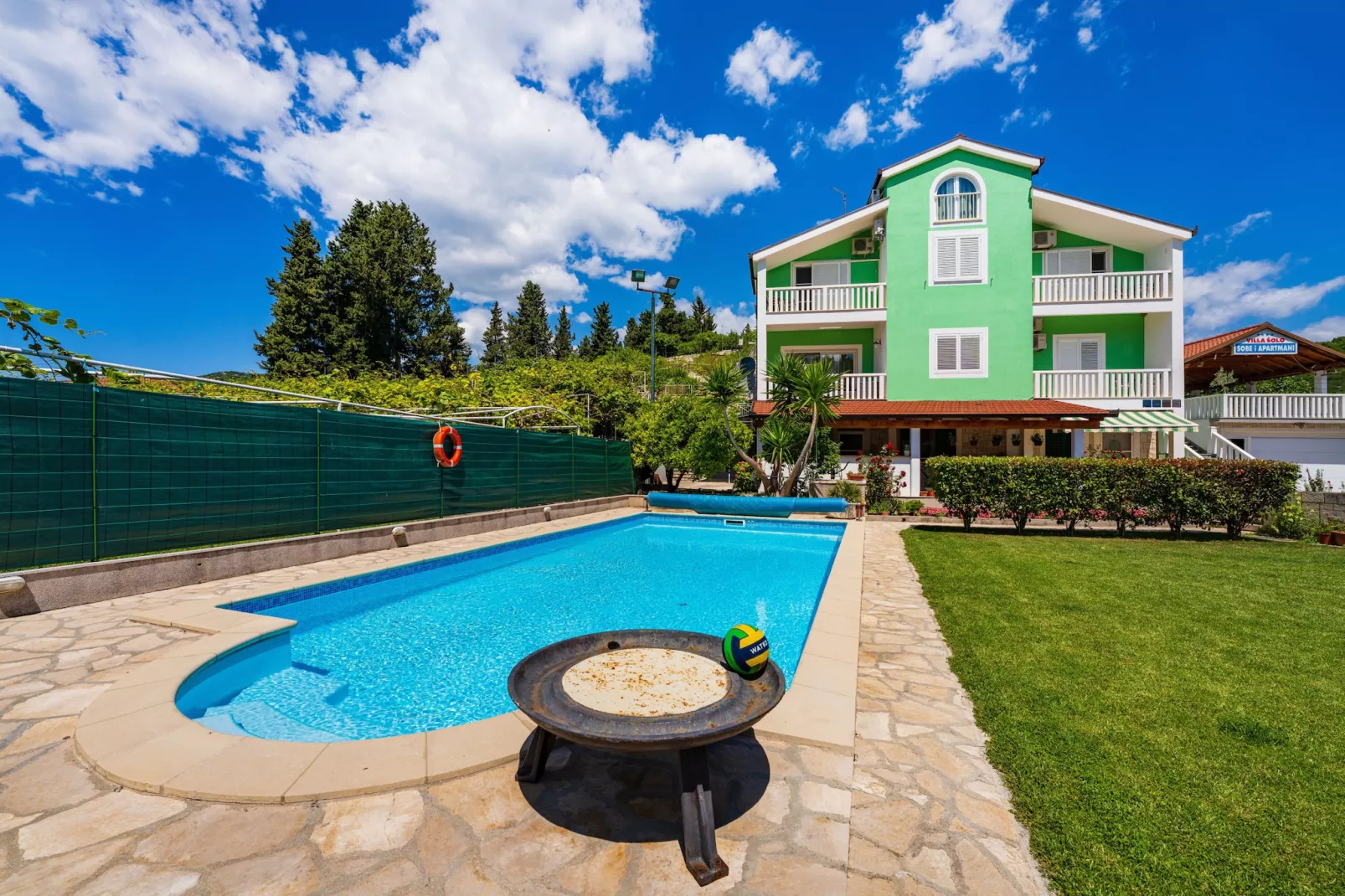 Villa Green Paradise-Swimming pool