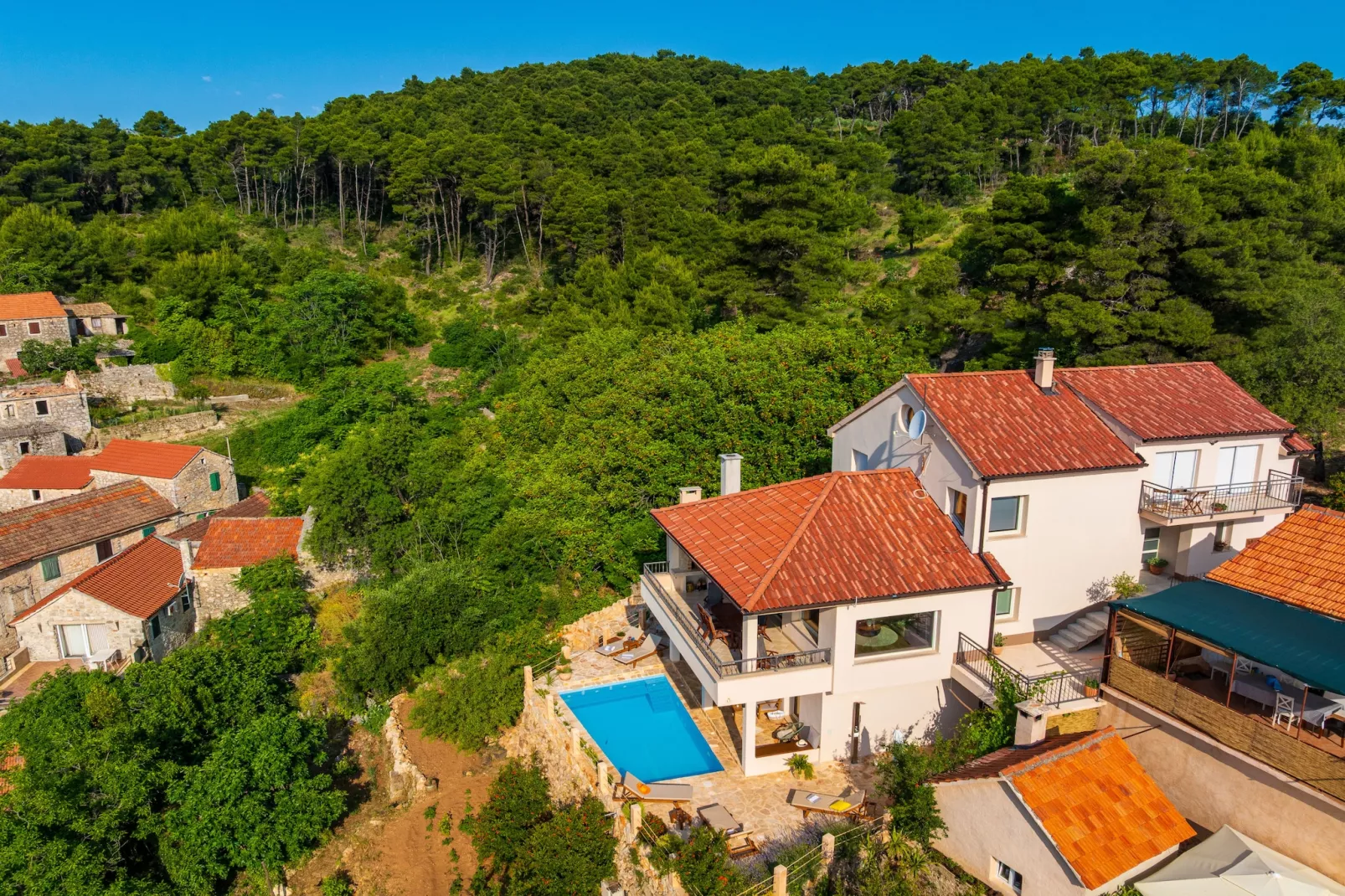 Sea view Villa Amaria-Exterior in summer