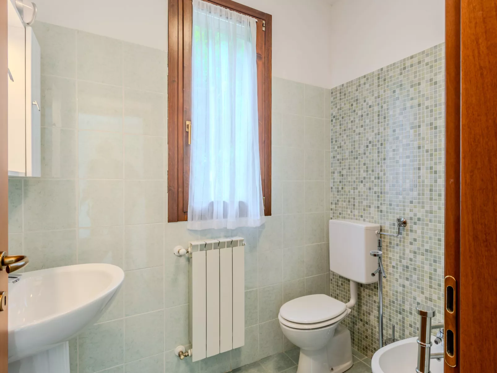 Borgo Castello-Inside