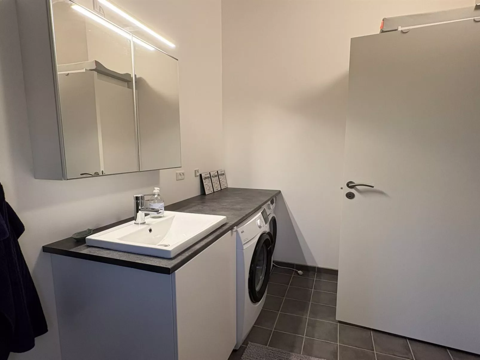 "Amitola" - 800m from the sea-Dedans