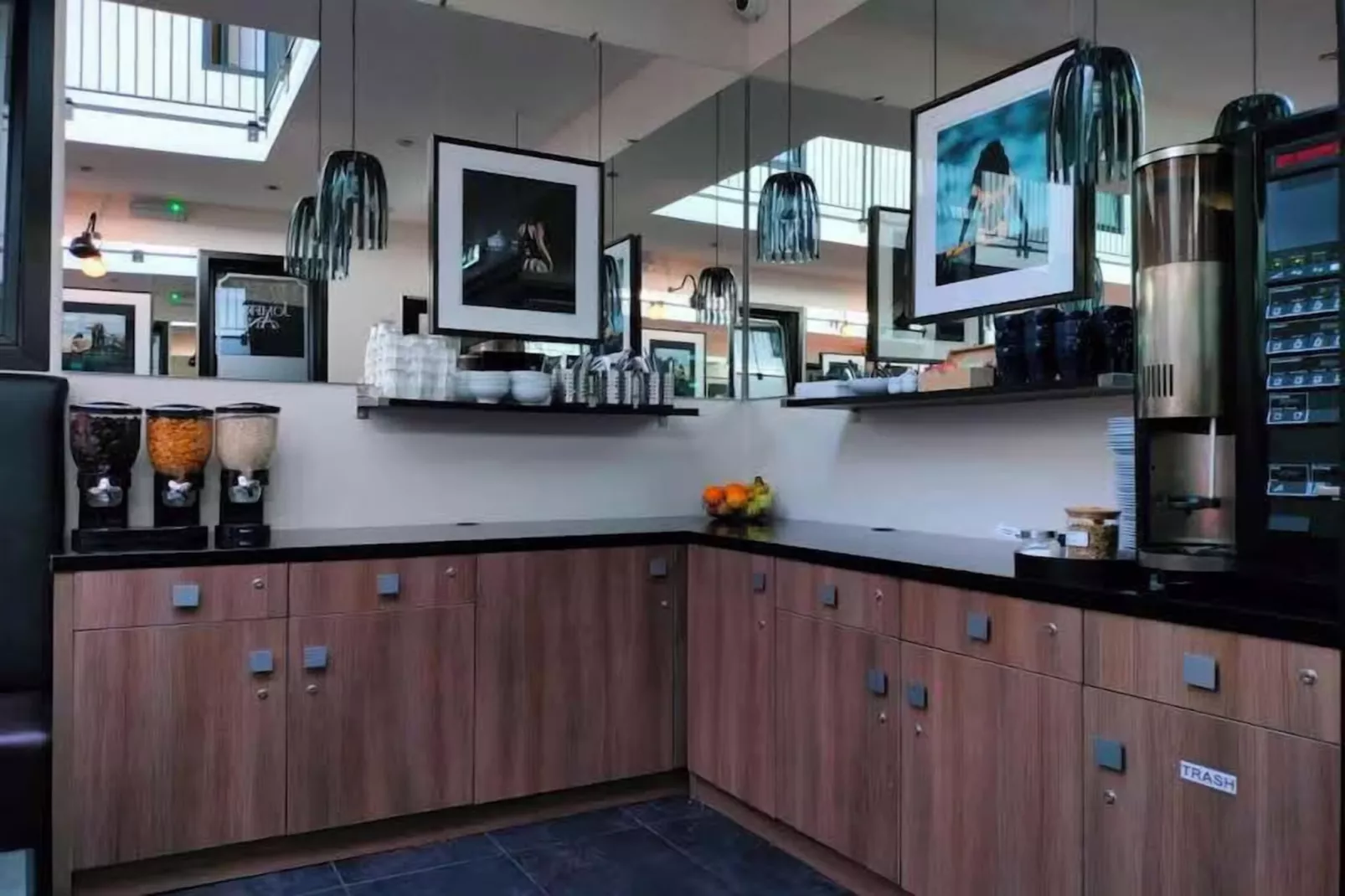 Jomfru Ane Standard Double-Cuisine