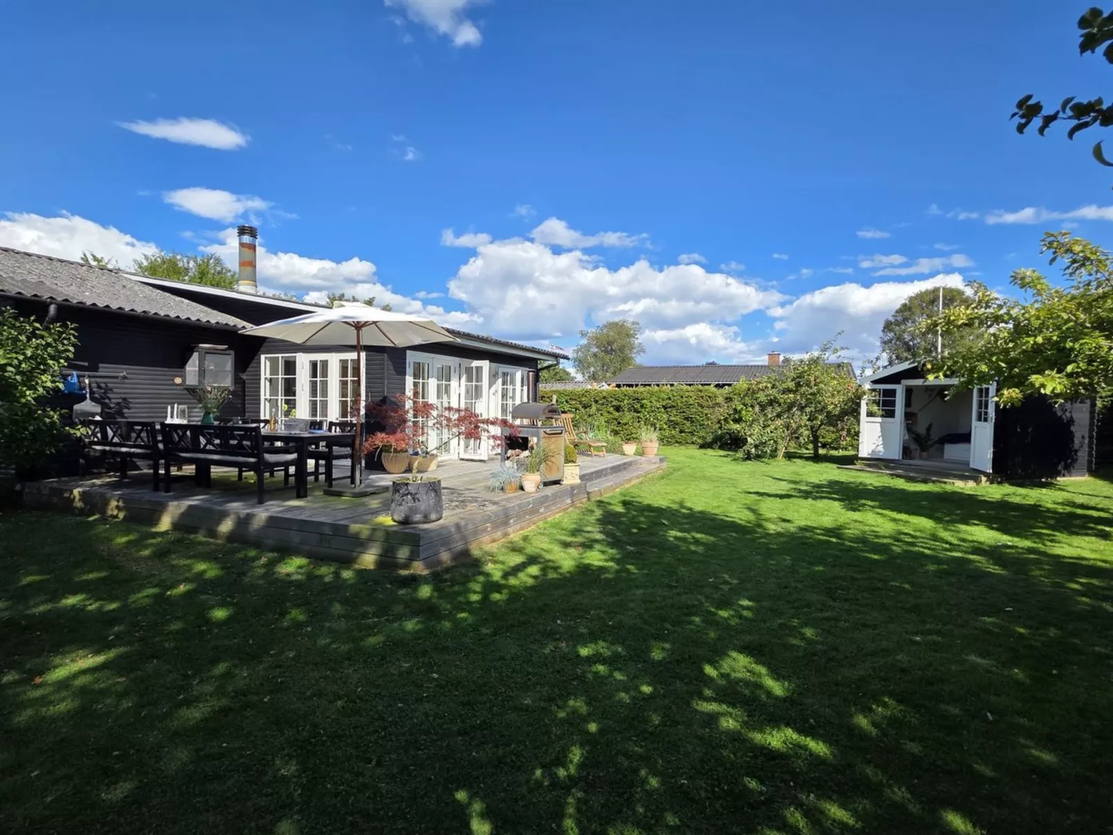 "Yvette" - 350m from the sea-Outside