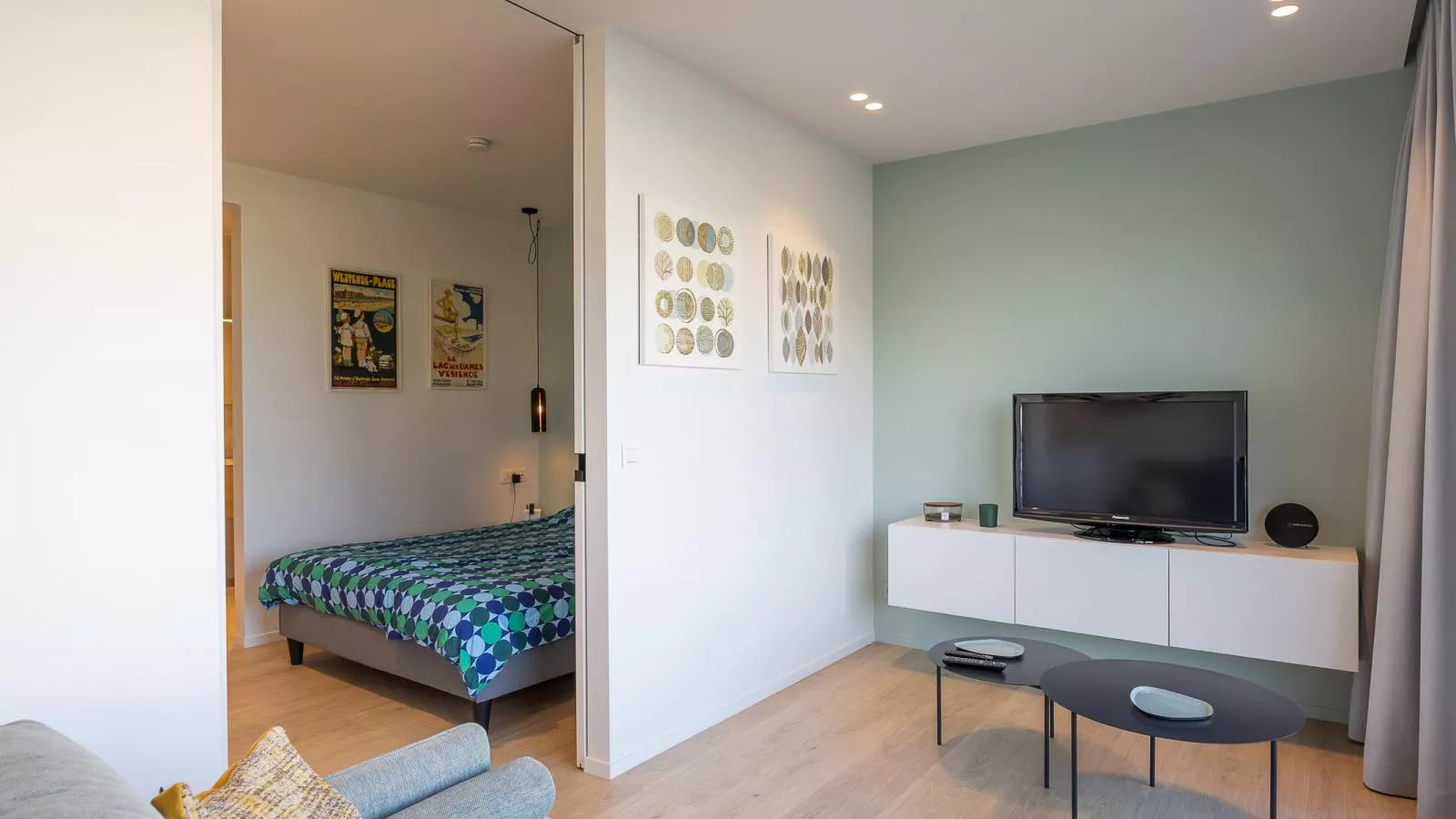 Wimbledon Westende - 0306-Living room