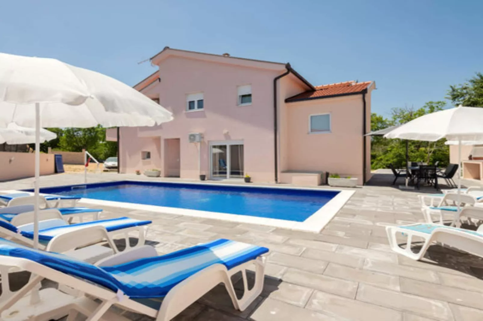 Charming Villa Nina with Pool - Four Bedroom Villa With Terrace and Swimming pool-Schwimmbad