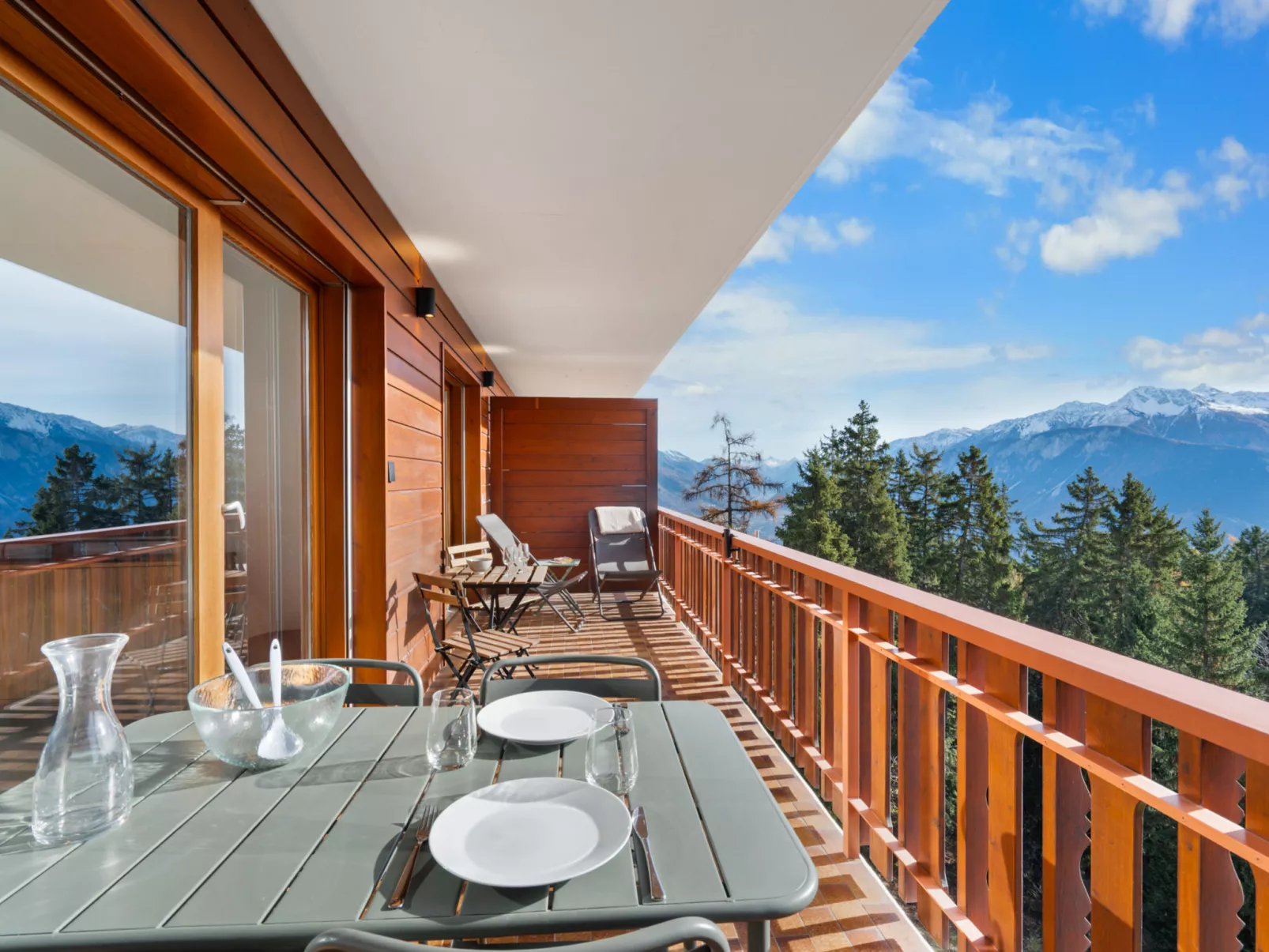 Les Faverges 11-Outside