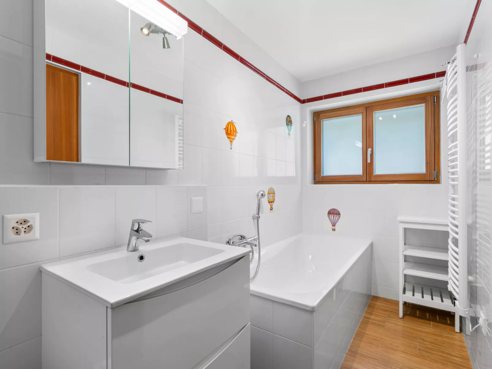 Les Aiguilles Vertes Rez supérieur-Inside