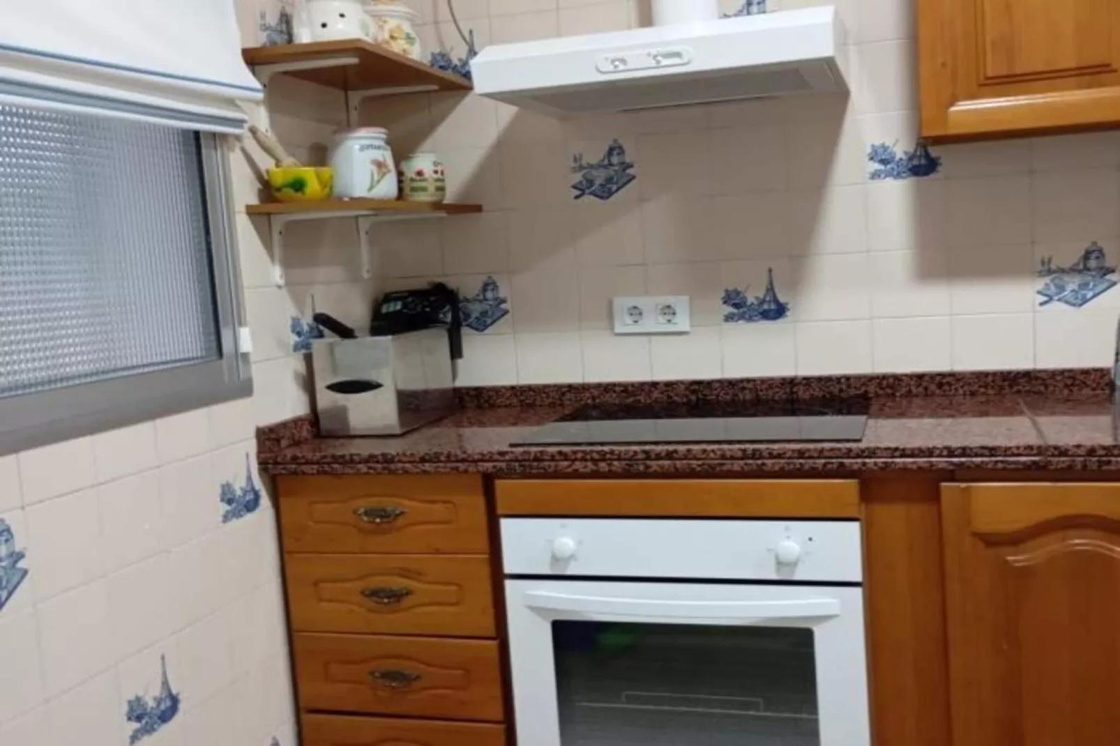 4662-+34657932478-Küche