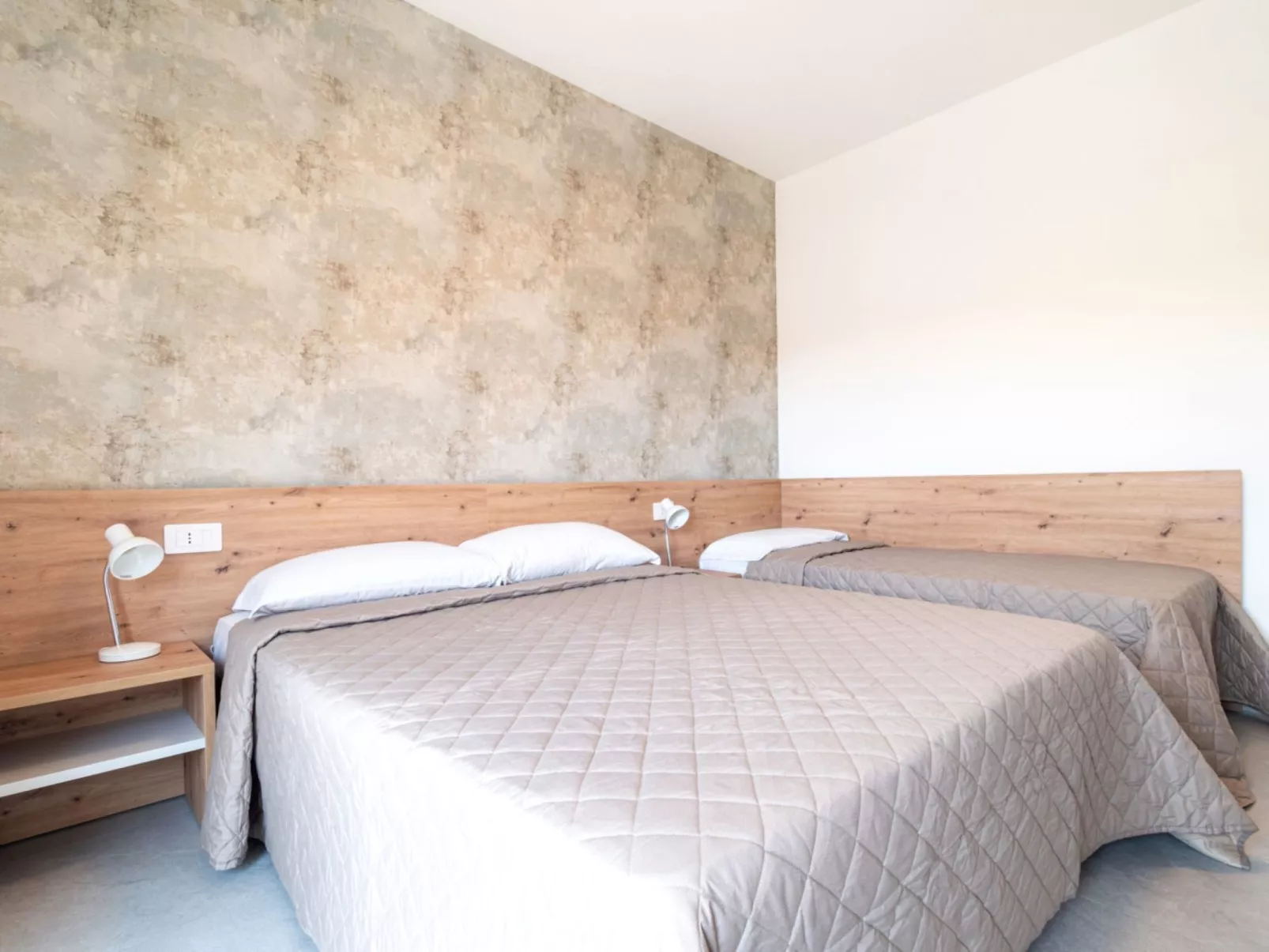 One Life Suites-Inside