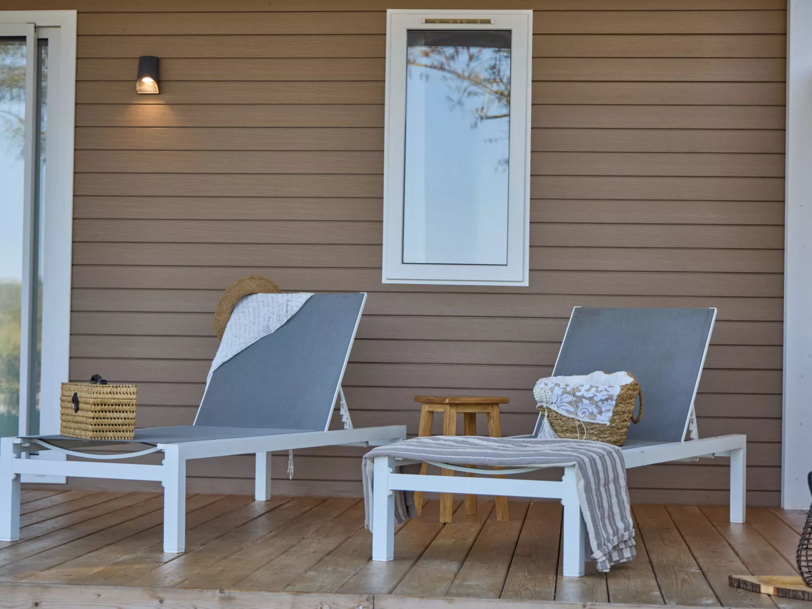 Costa D'Argento-Outside