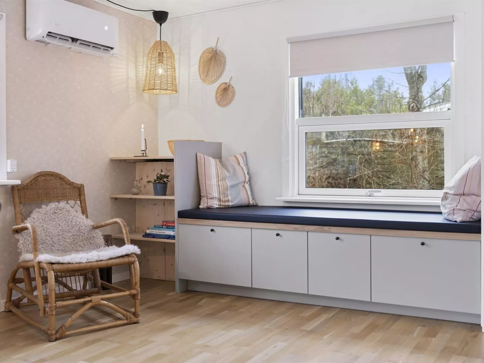 "Elaina" - 290m from the sea-Dedans