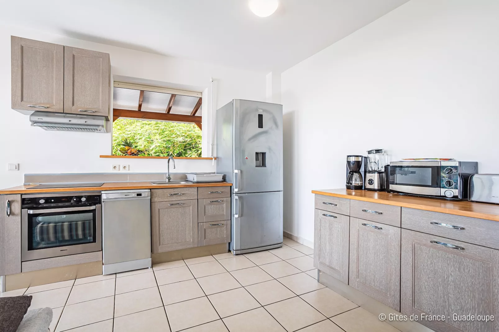 Paradise Bay Villa standing avec vue sur mer Non Remboursable-Küche