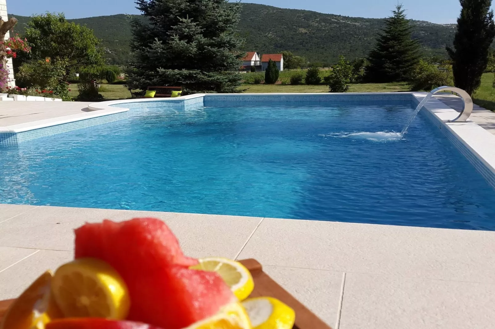 Sport & Spa Villa Neoric-Schwimmbad