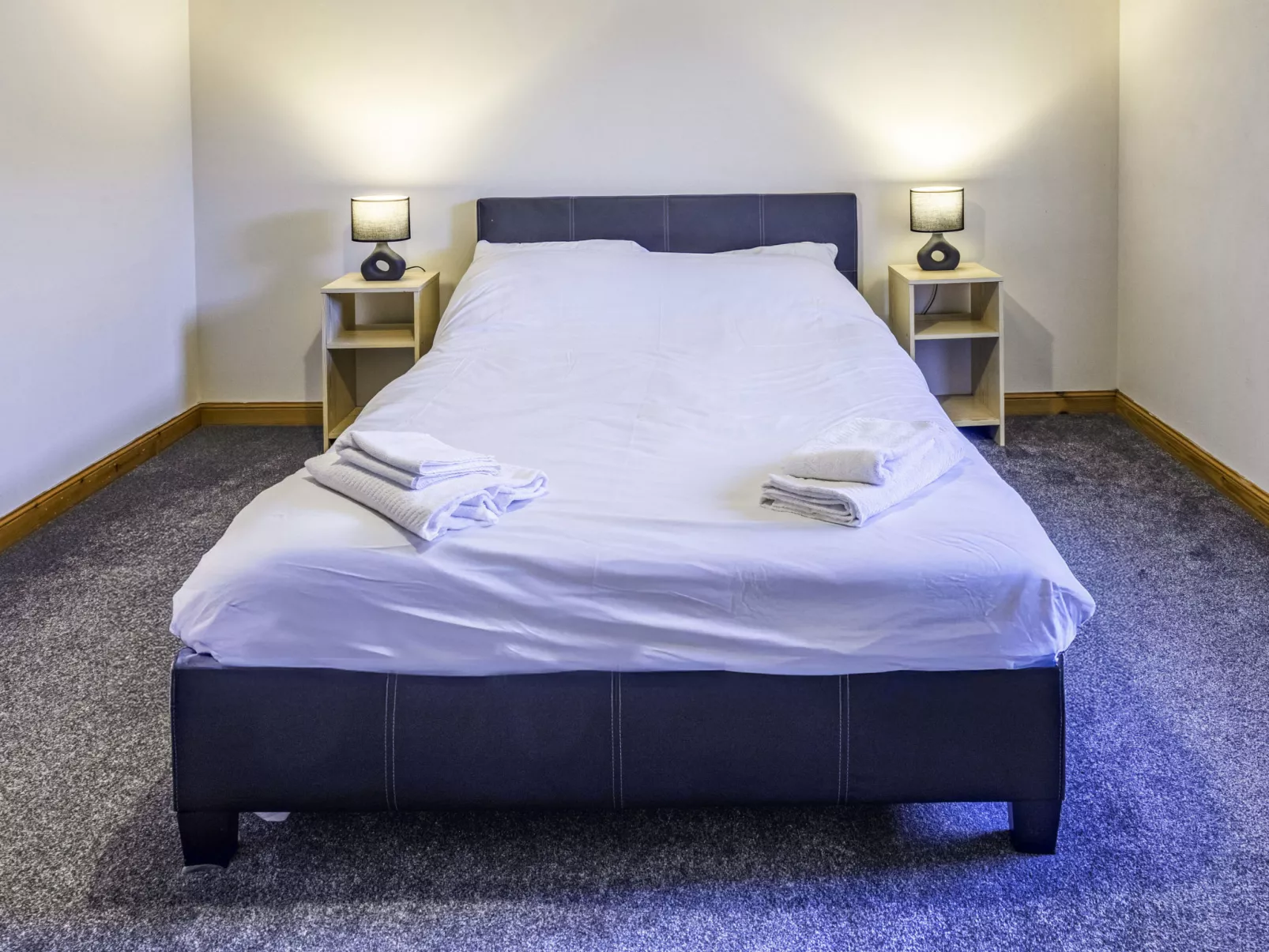 Pitgaveny Apartment-Inside