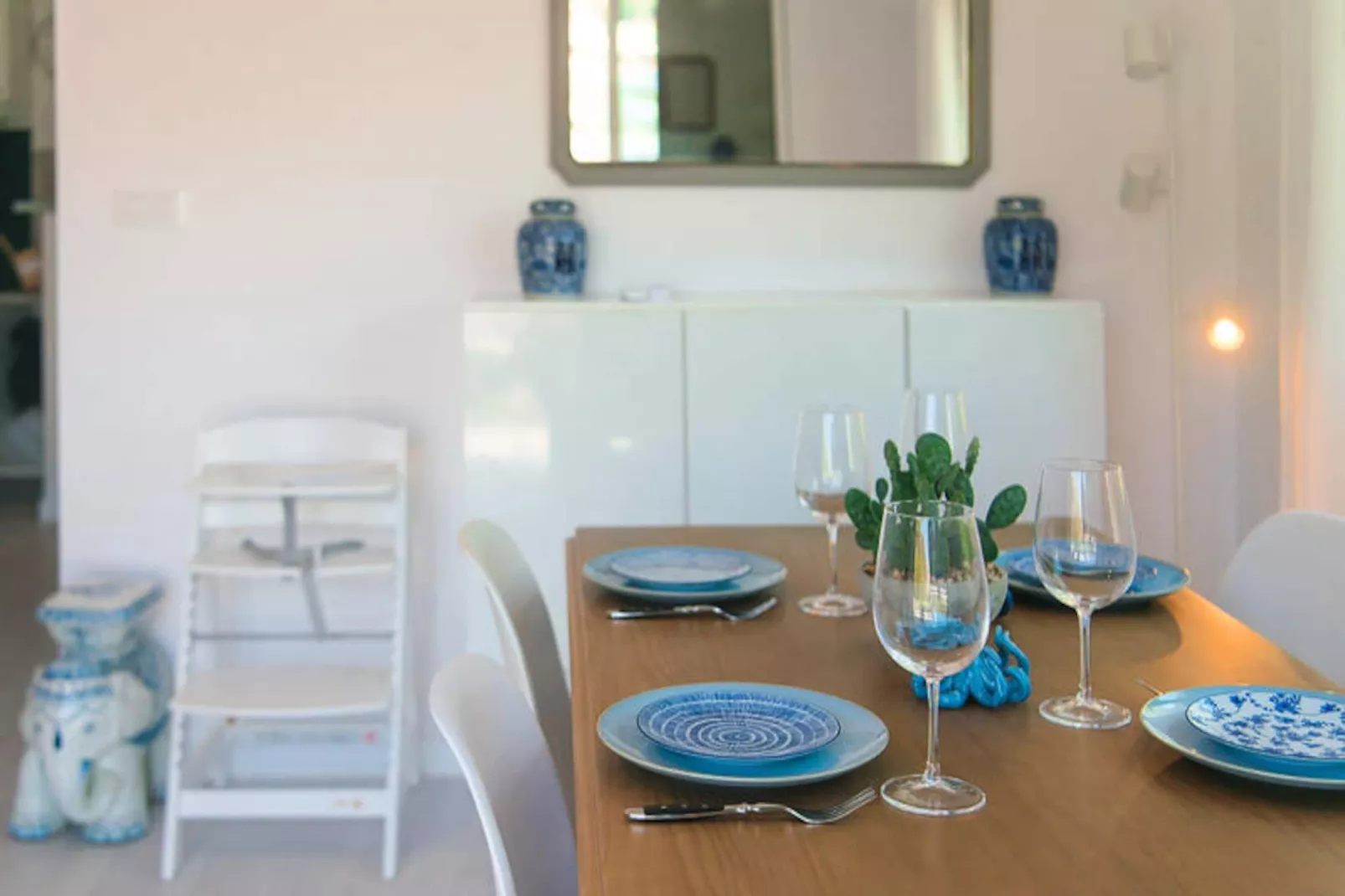 Maison à Roses-Untagged