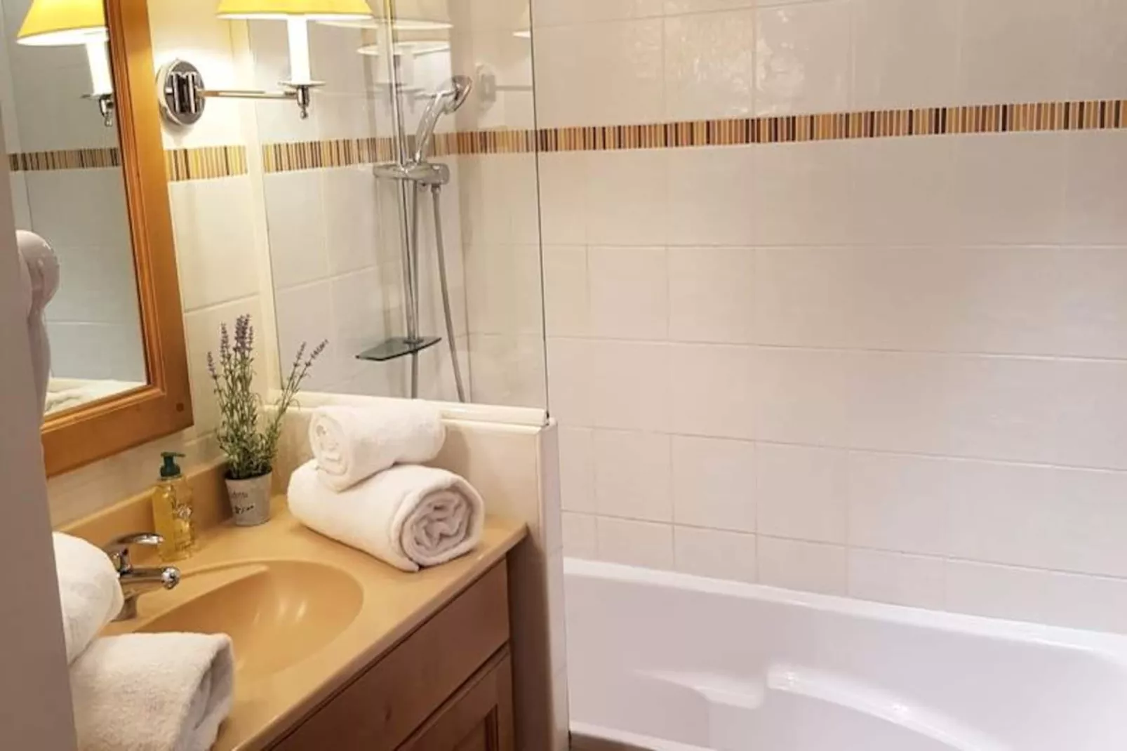 Appartements à Duingt-Untagged