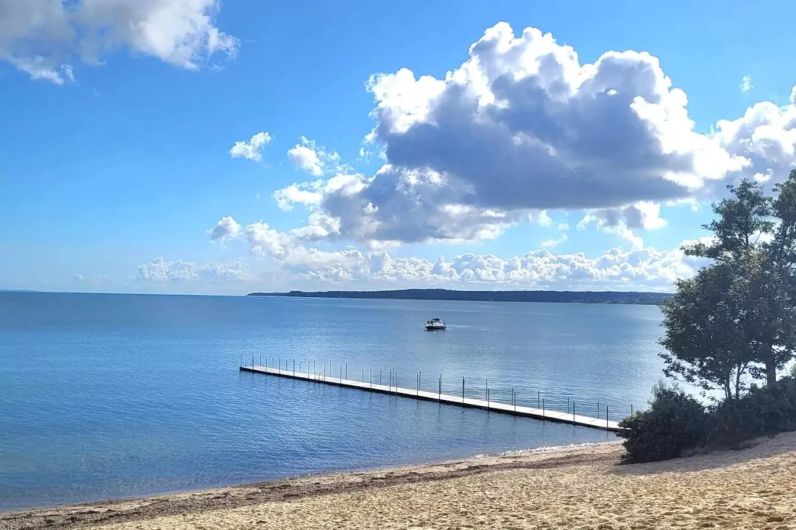 Secluded Haven in Hvidbjerg - By Traum Ferienwohnungen-Water view