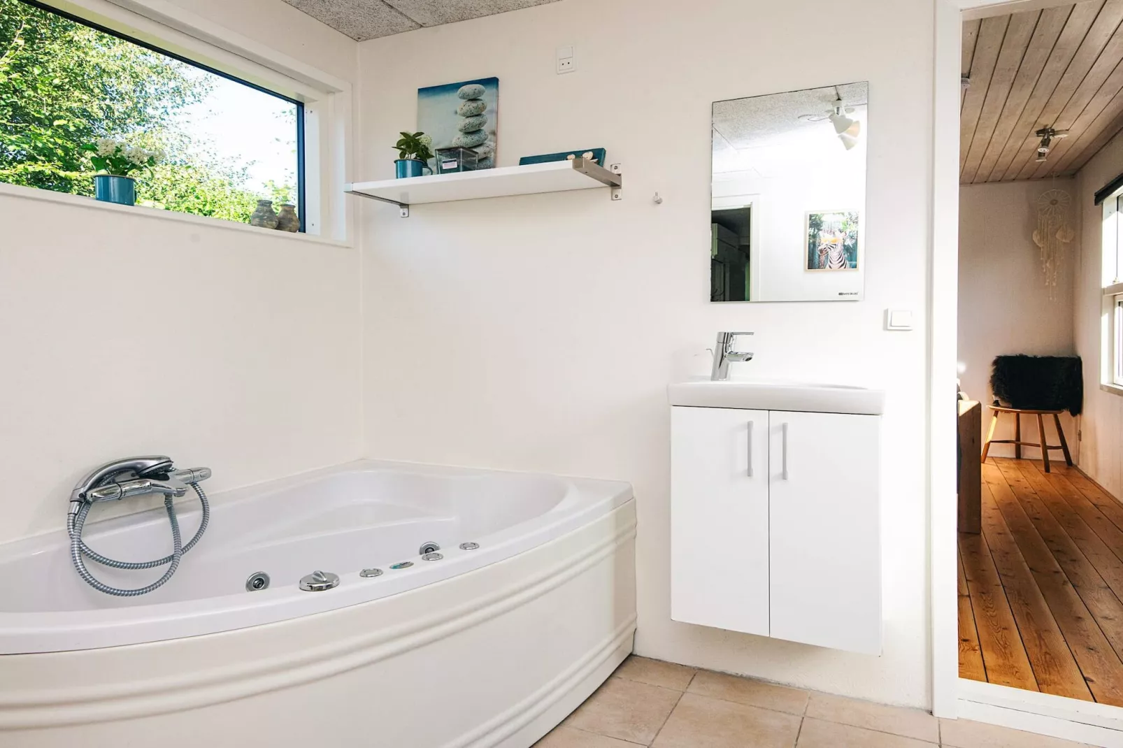 6 person holiday home in Glesborg-By Traum-Spa