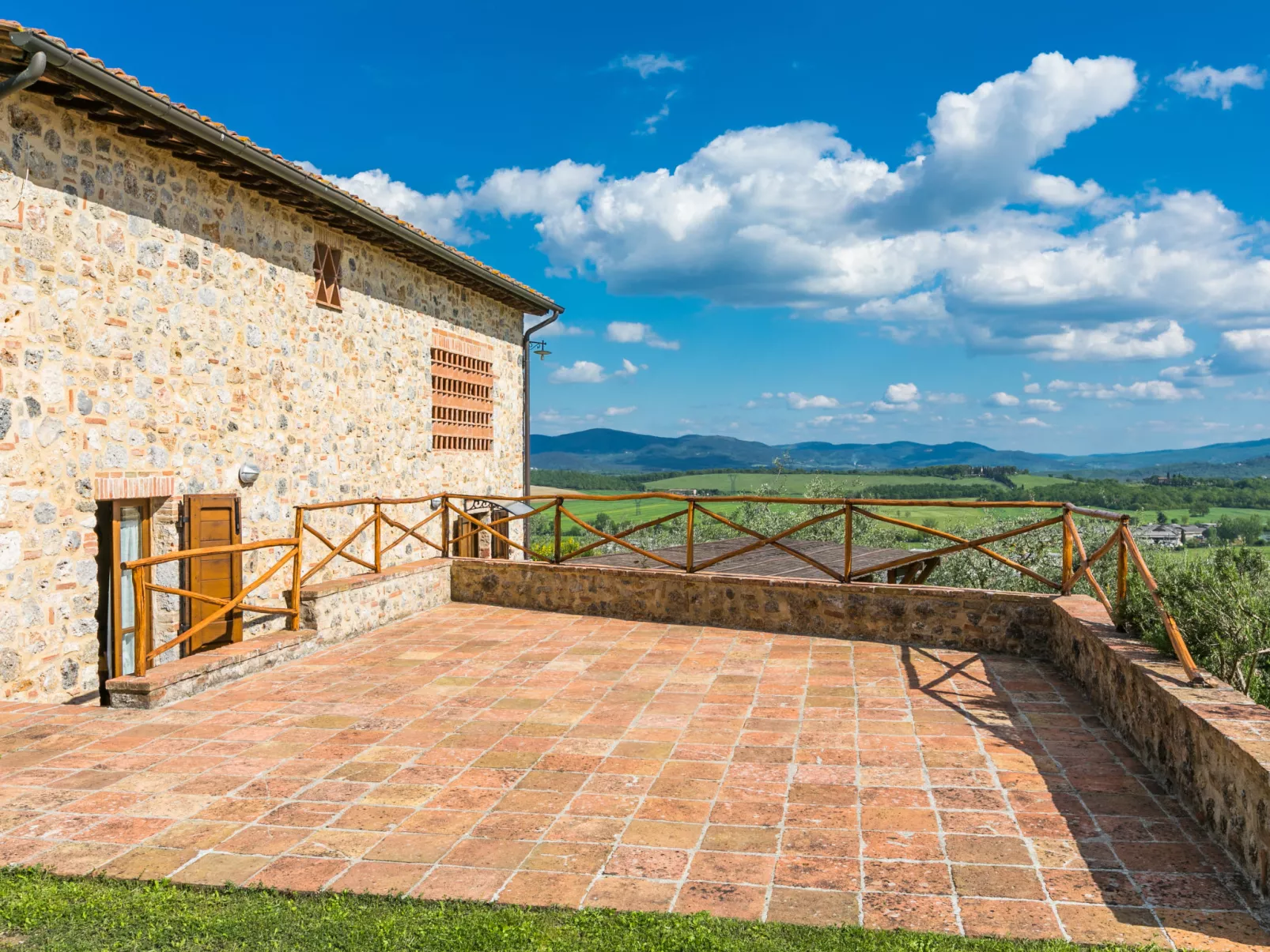 Poggio all'Aia-Outside
