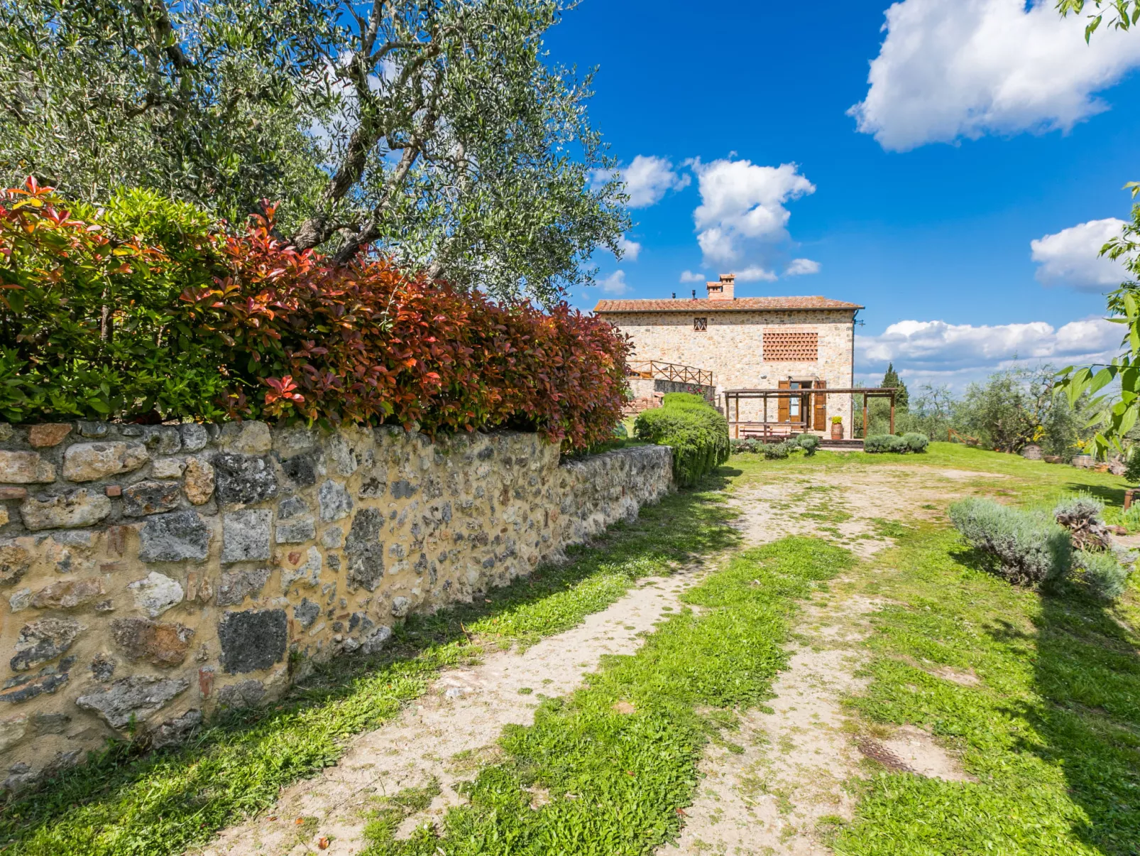 Poggio all'Aia-Outside
