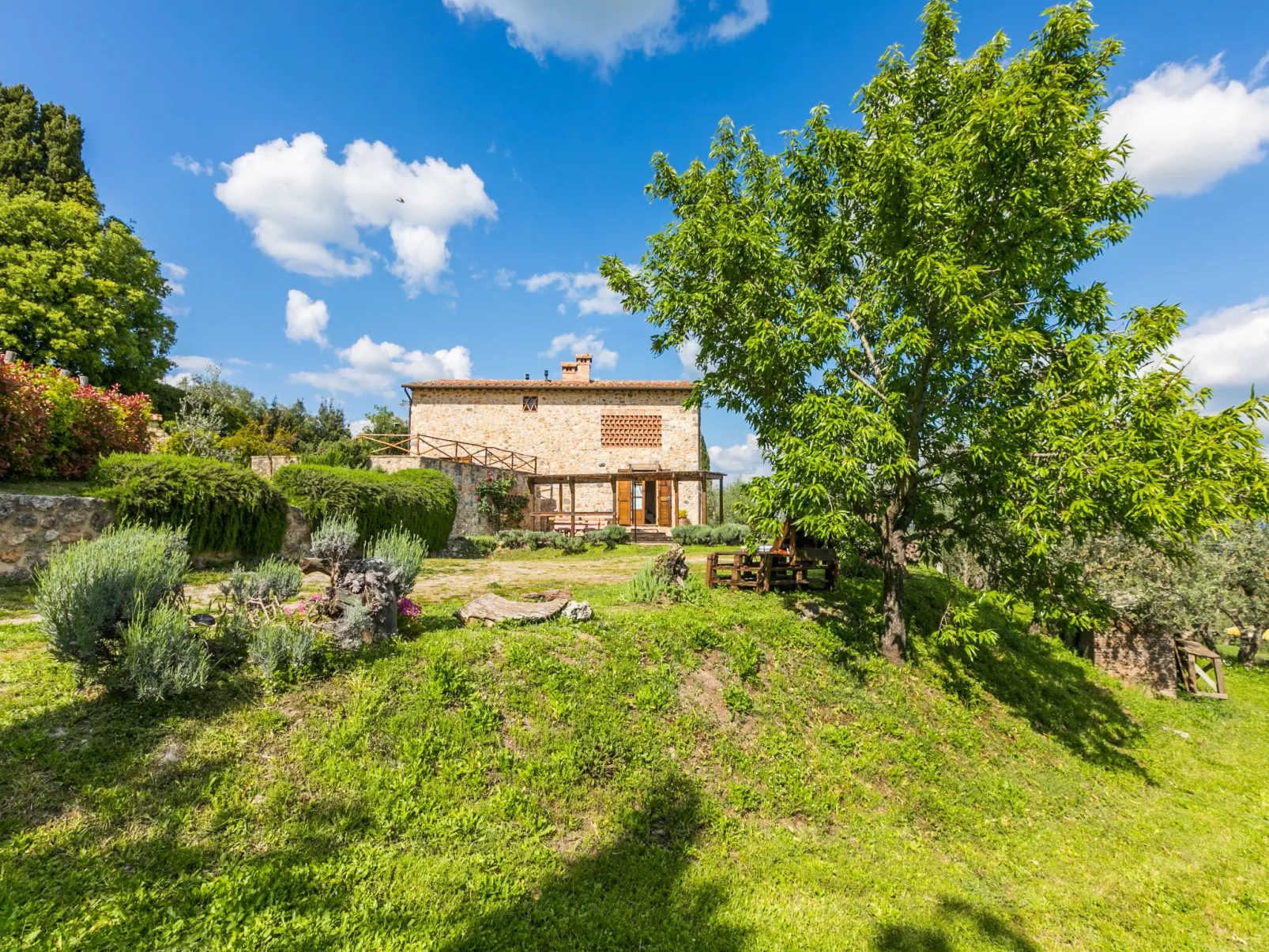 Poggio all'Aia-Outside