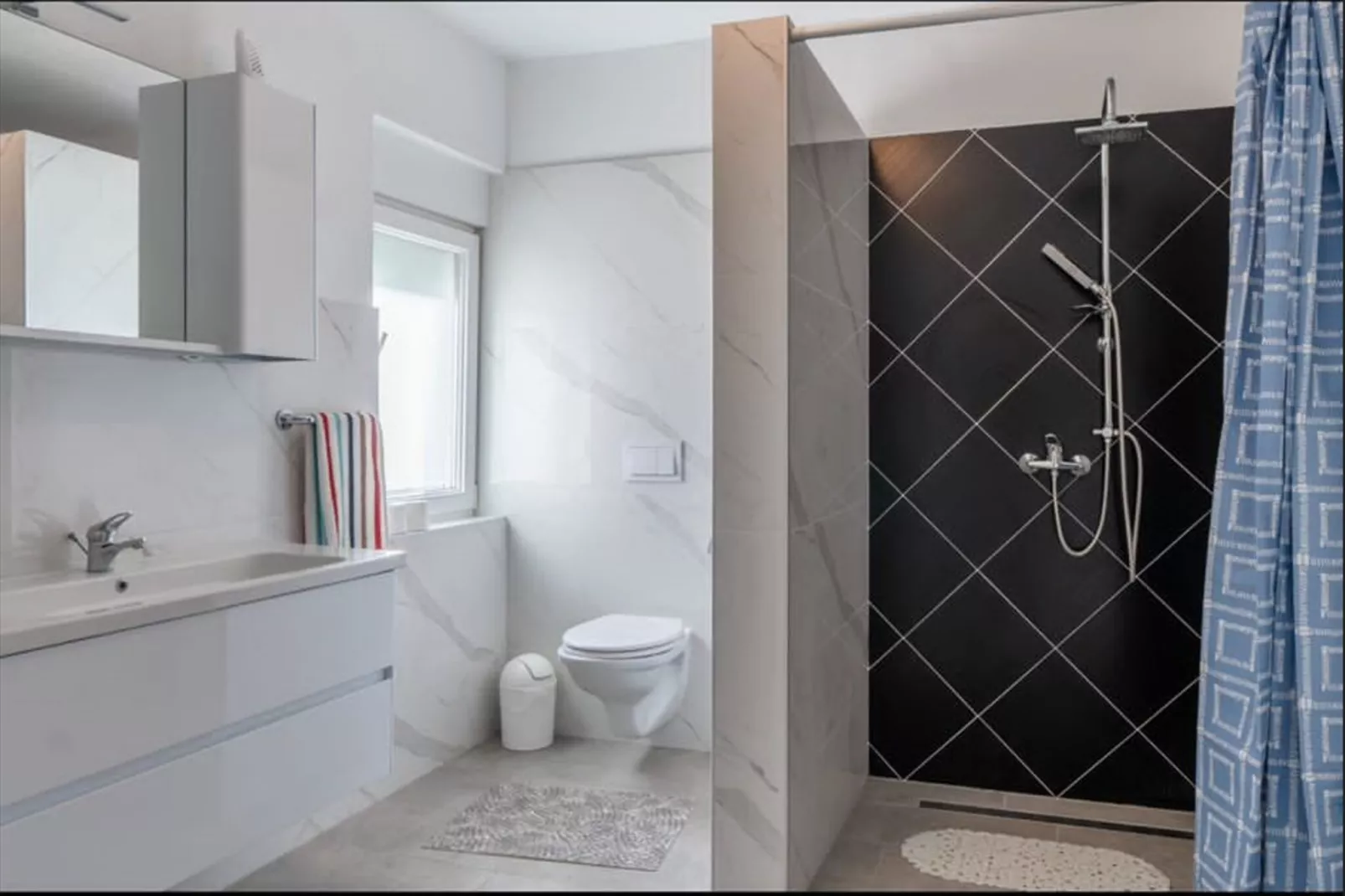 Holiday home Stipe, Vrsi-Mulo bei Nin-E12/Ferienhaus 180qm/12 pax-Bathroom