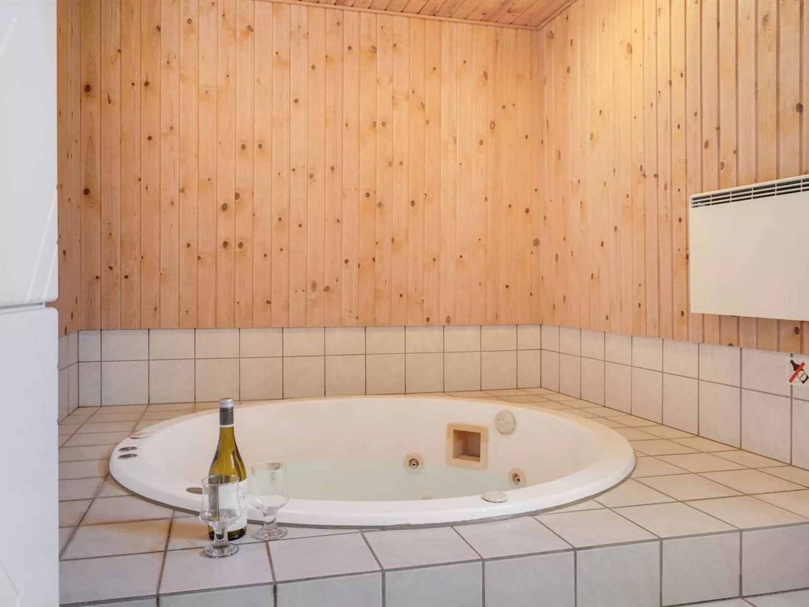 "Urda" - 1km from the sea-Drinnen