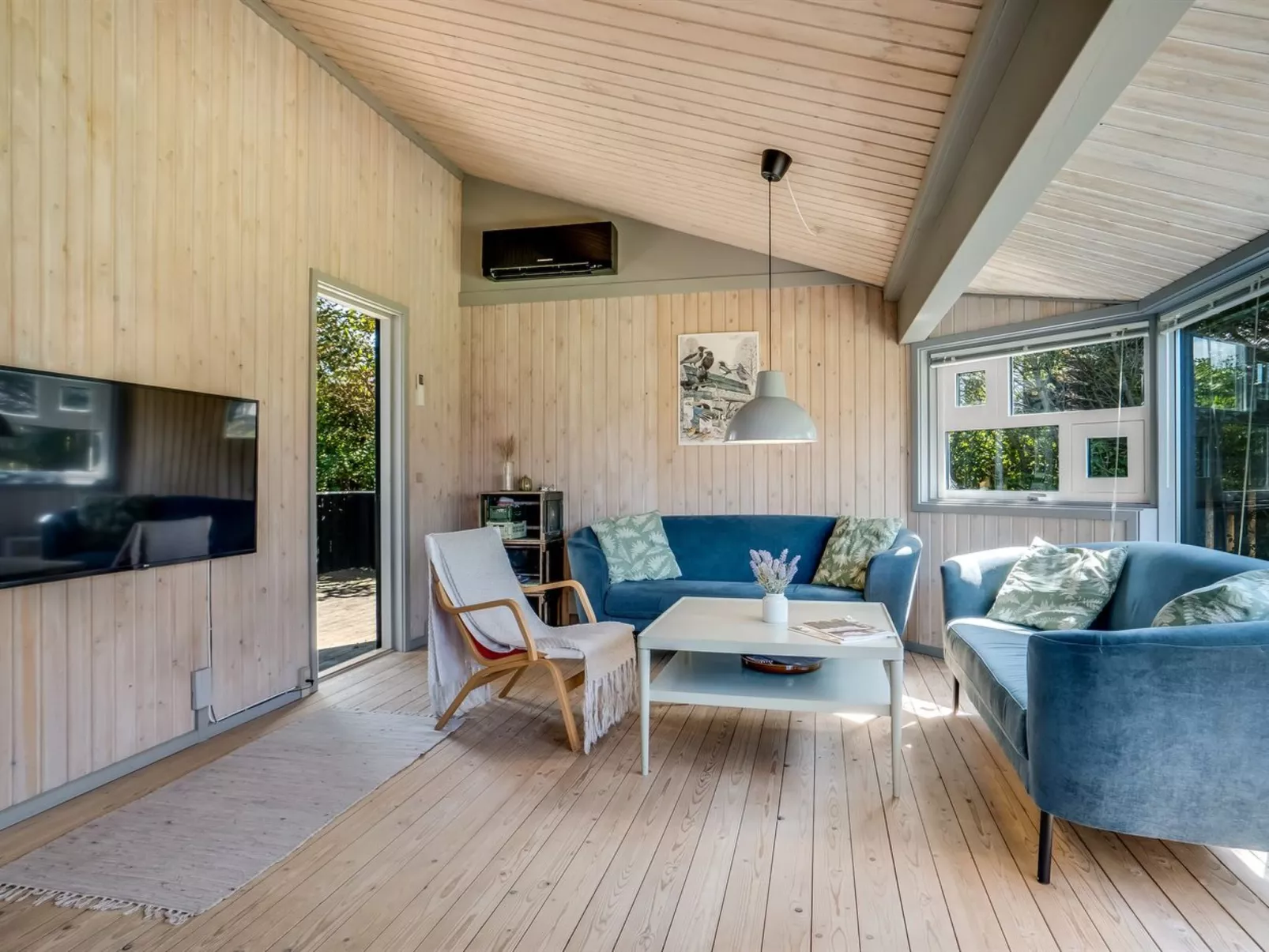 "Lazorka" - 450m from the sea-Dedans