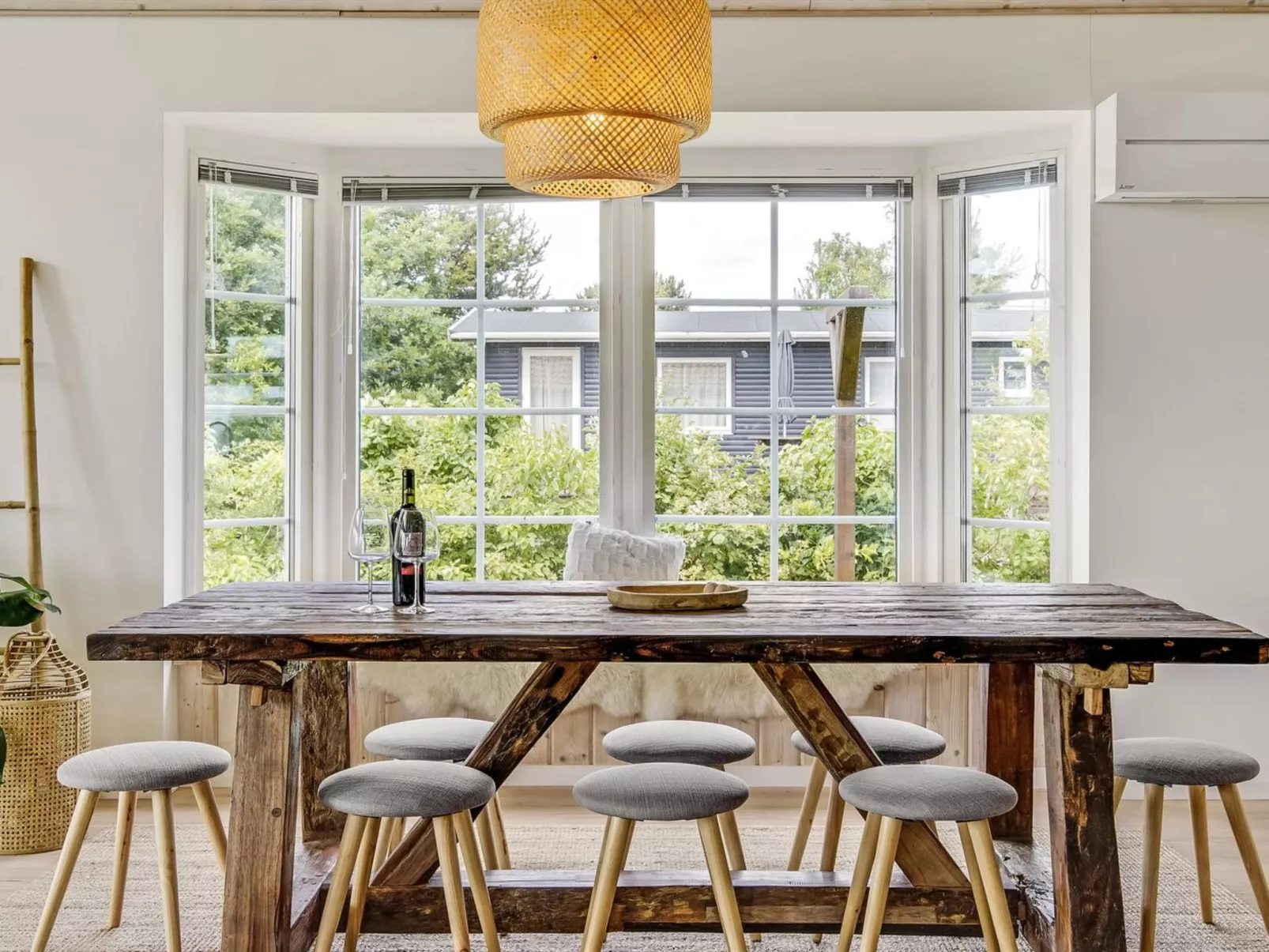 "Bernadete" - 50m to the fjord-Inside