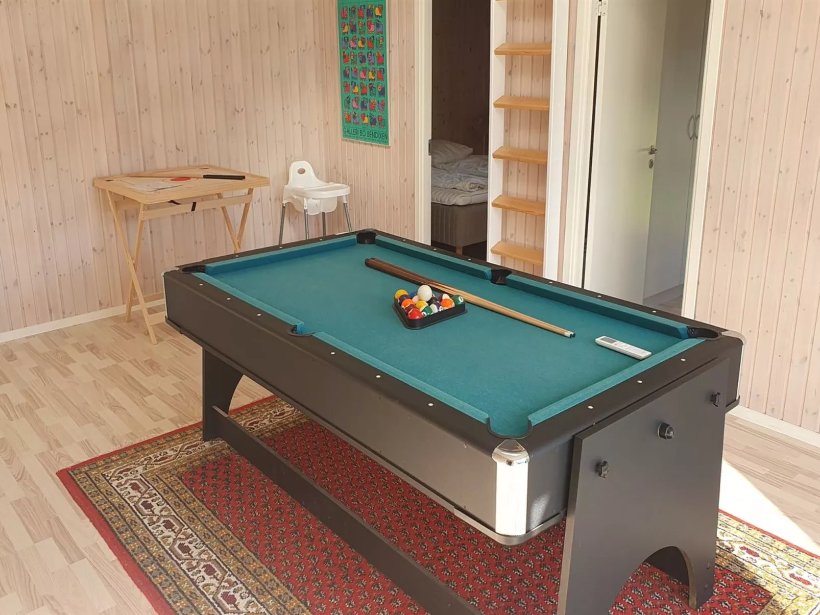 "Harriet" - 800m from the sea-Dedans